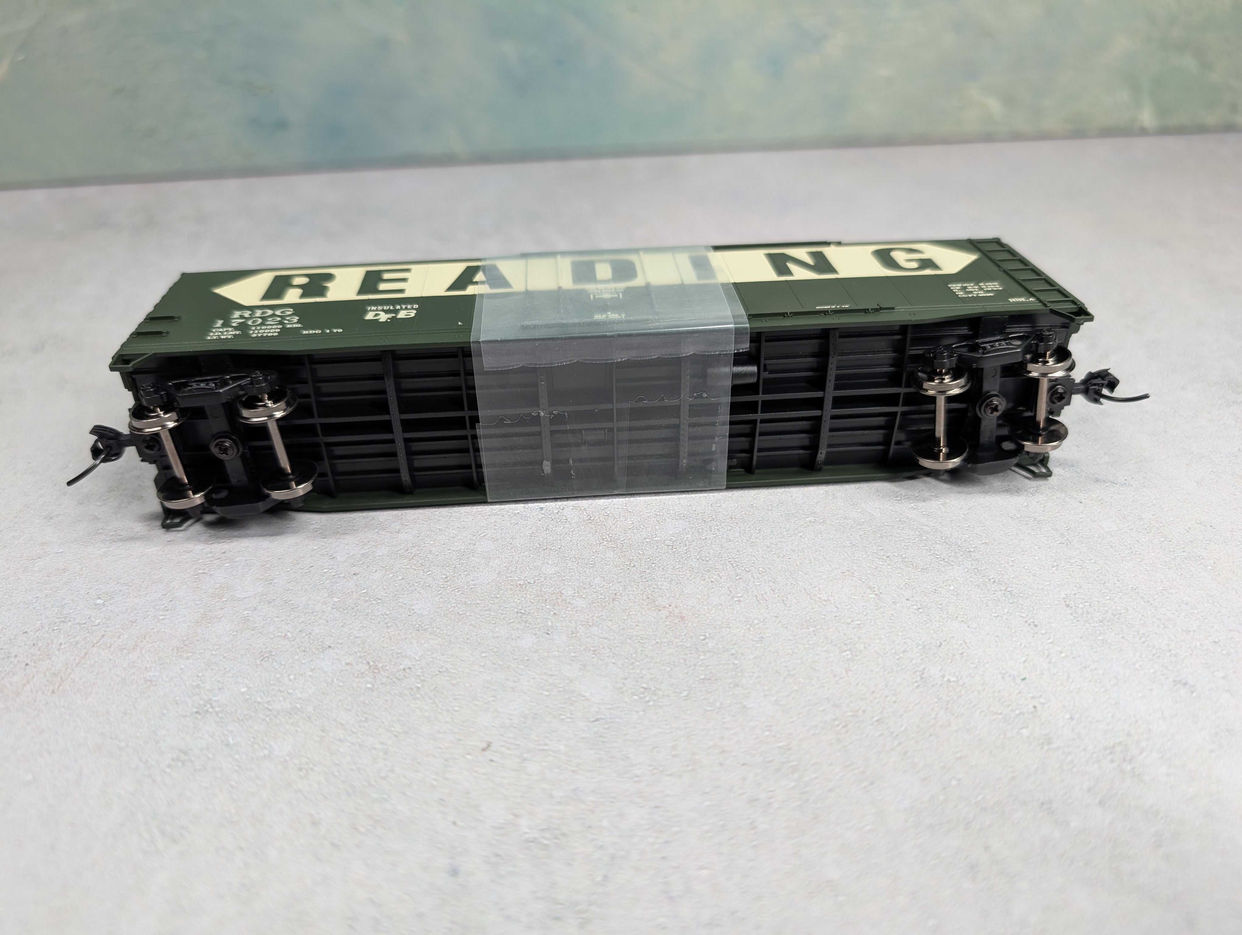 Rivarossi HR6371 HO Scale Reading 50' Box Car w/out Roofwalk Reading RDG #17023