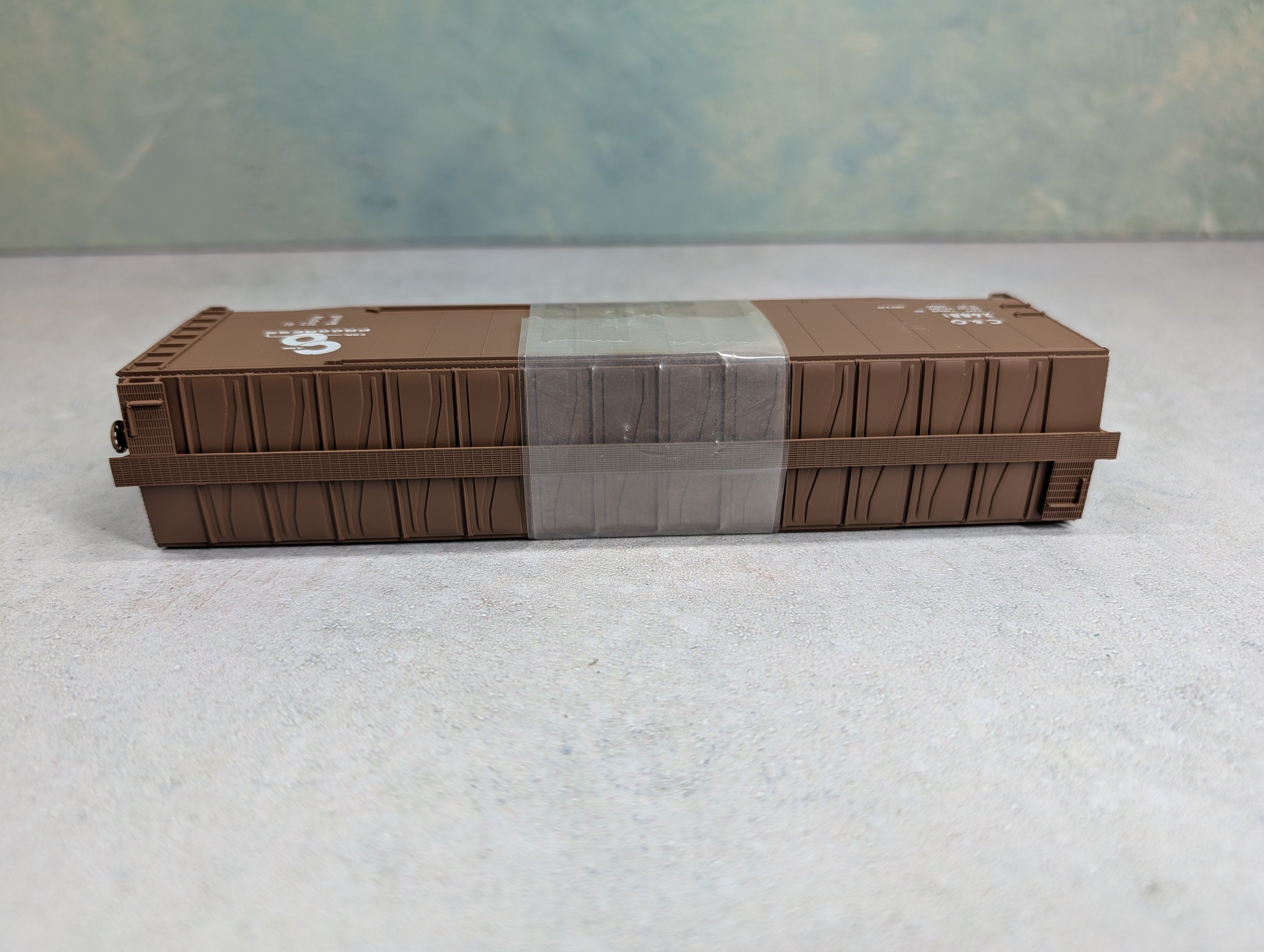 Rivarossi HR6341 HO Scale Reading 50' Box Car w/ Roofwalk Chesapeake and Ohio C&O #26881