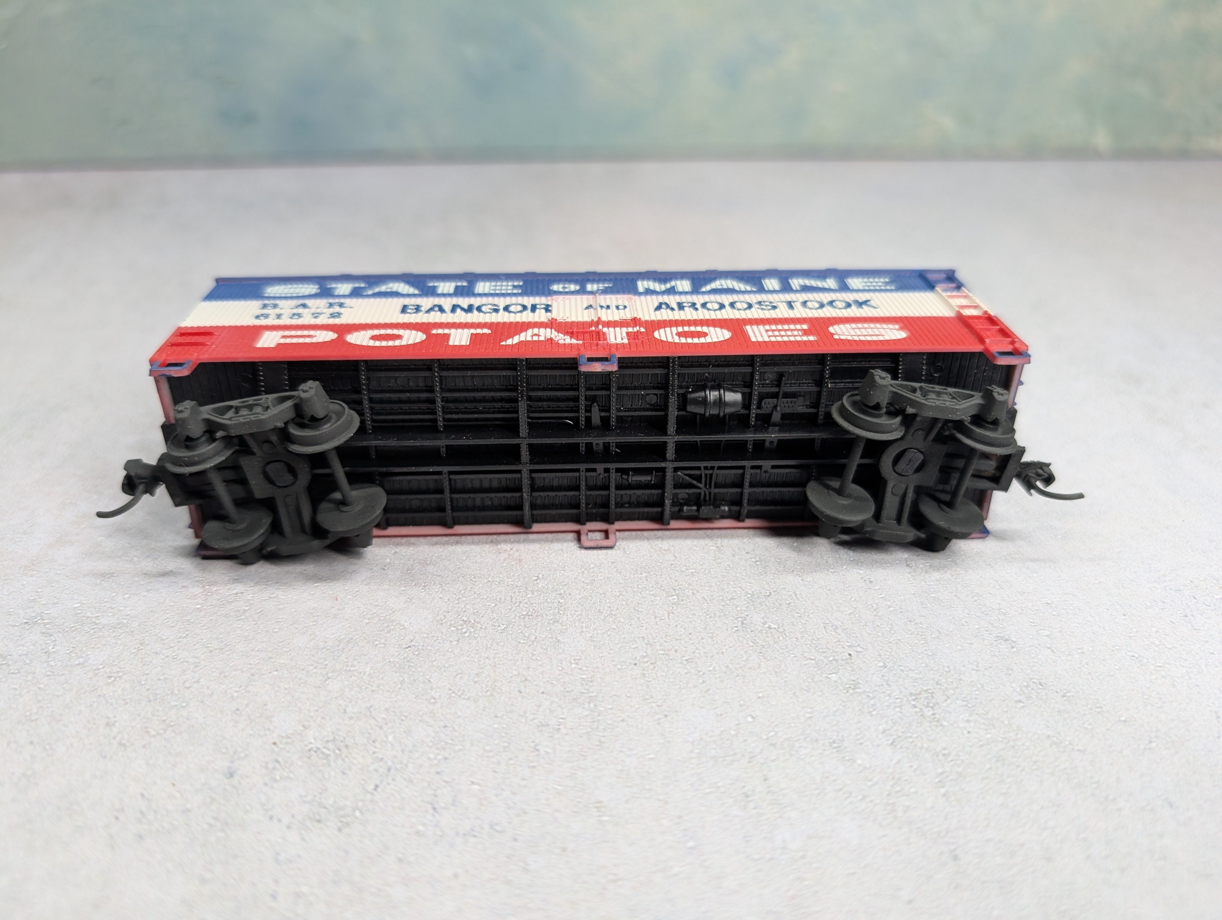 USED HO Scale 40' Wooden Box Car Bangor & Aroostook BAR #61572