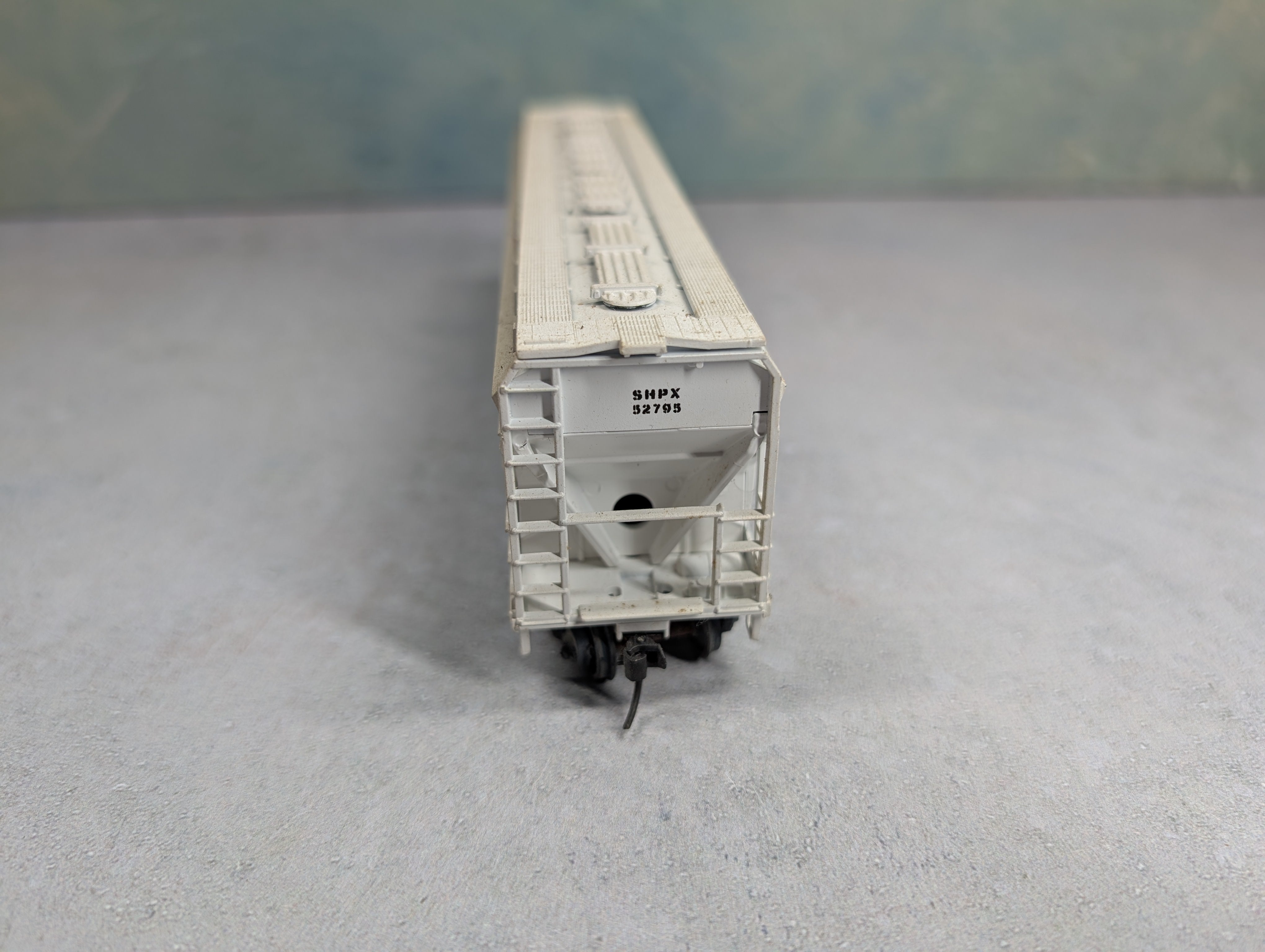 USED Athearn HO Scale Covered Hopper Enjay Plastics SHPX #52795