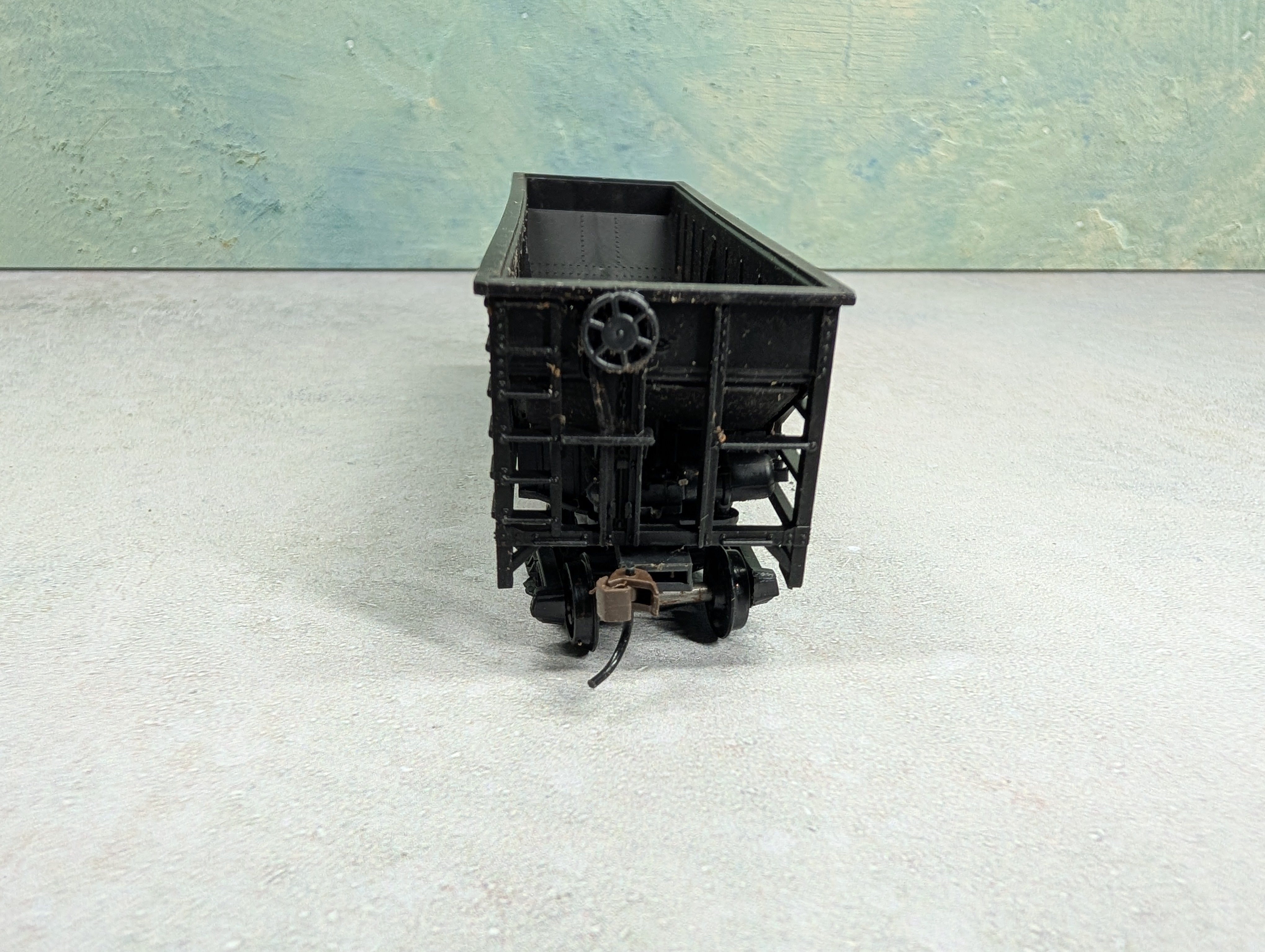 USED HO Scale 2 Bay Open Hopper Baltimore and Ohio B&O #235839