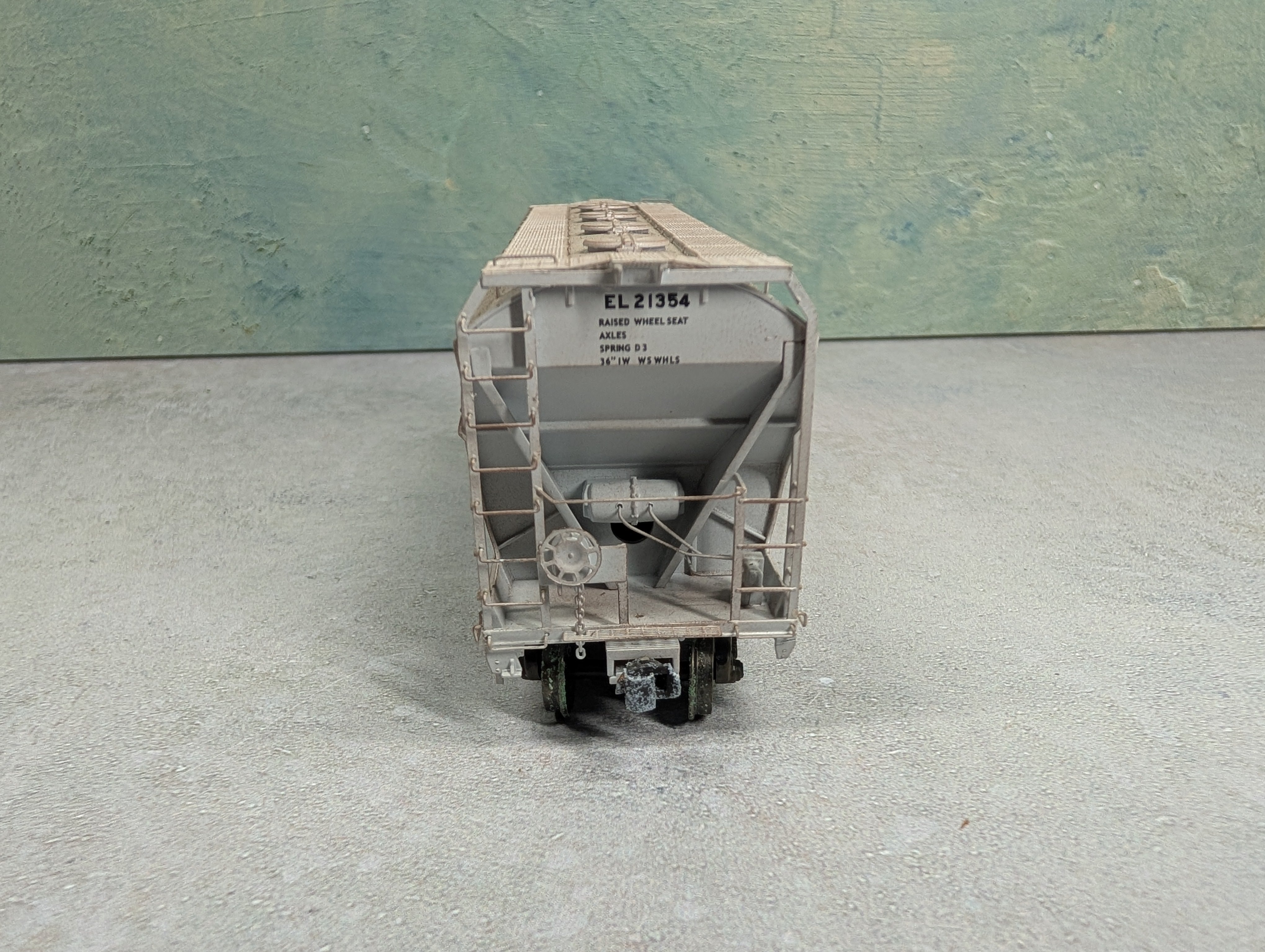USED HO Scale Covered Hopper Erie Lackawanna EL #21354 Light Weathering