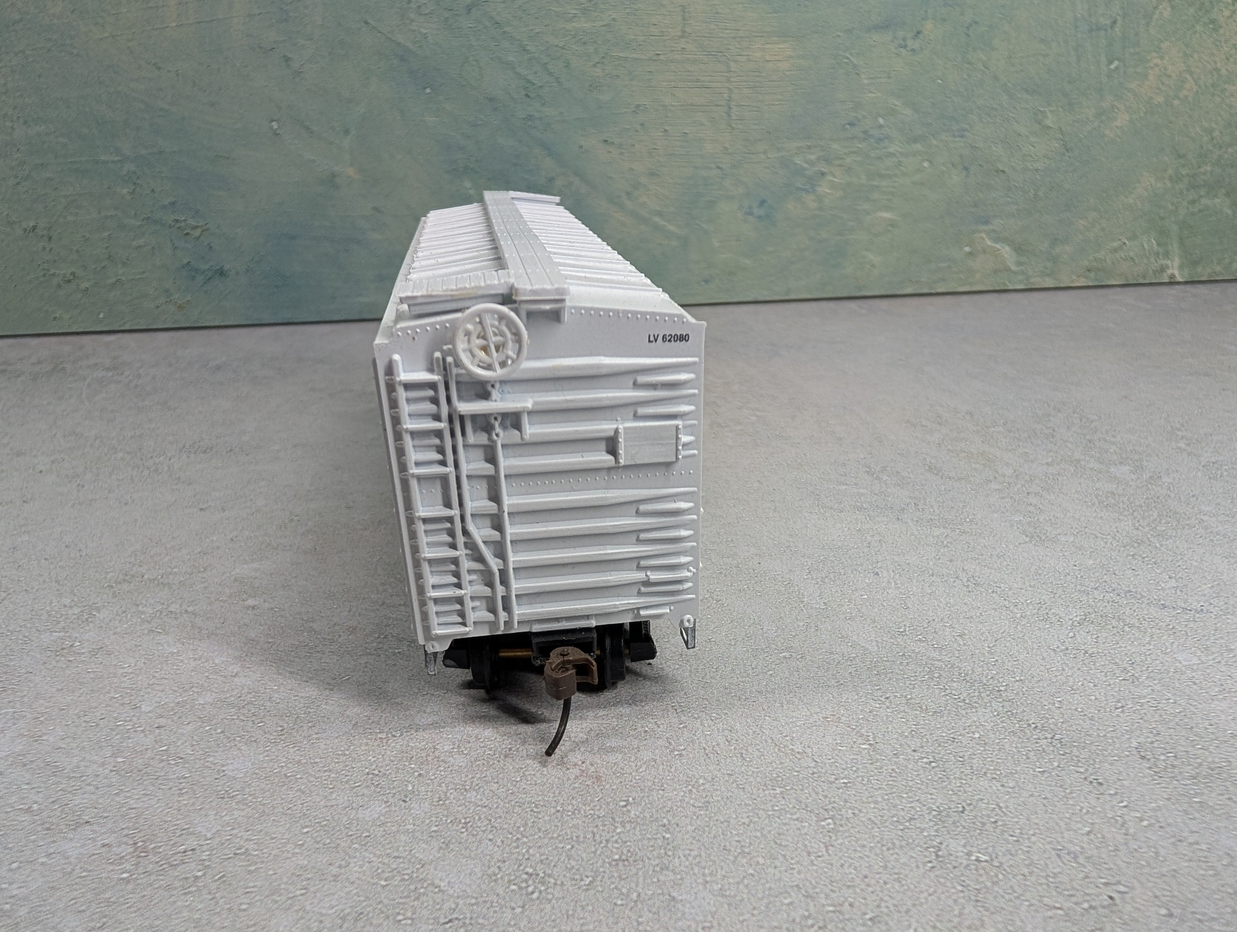 USED Roundhouse HO Scale 40' Box Car Lehigh Valley LV #62080