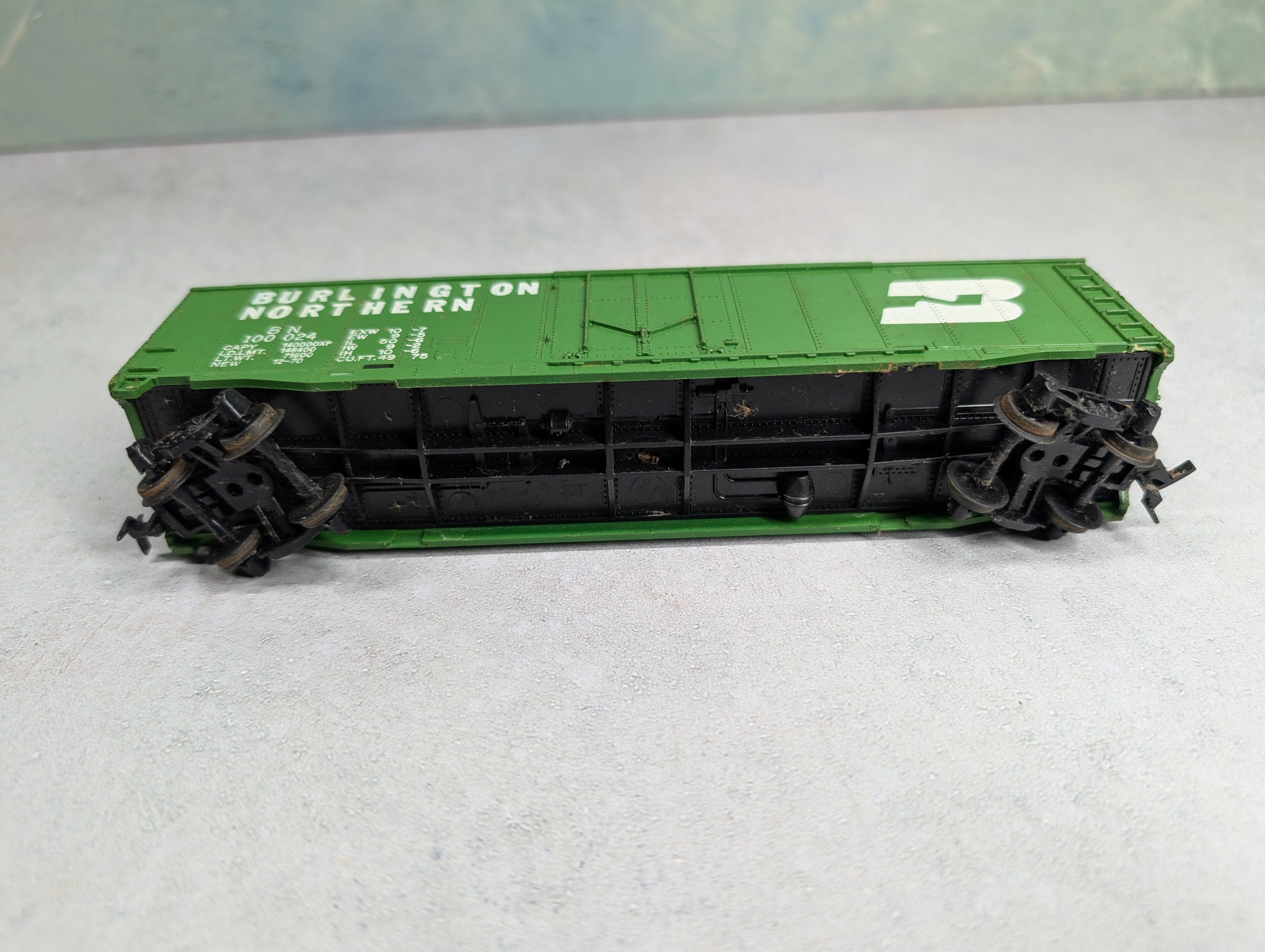 USED Tyco HO Scale 50' Box Car Burlington Northern BN #100024