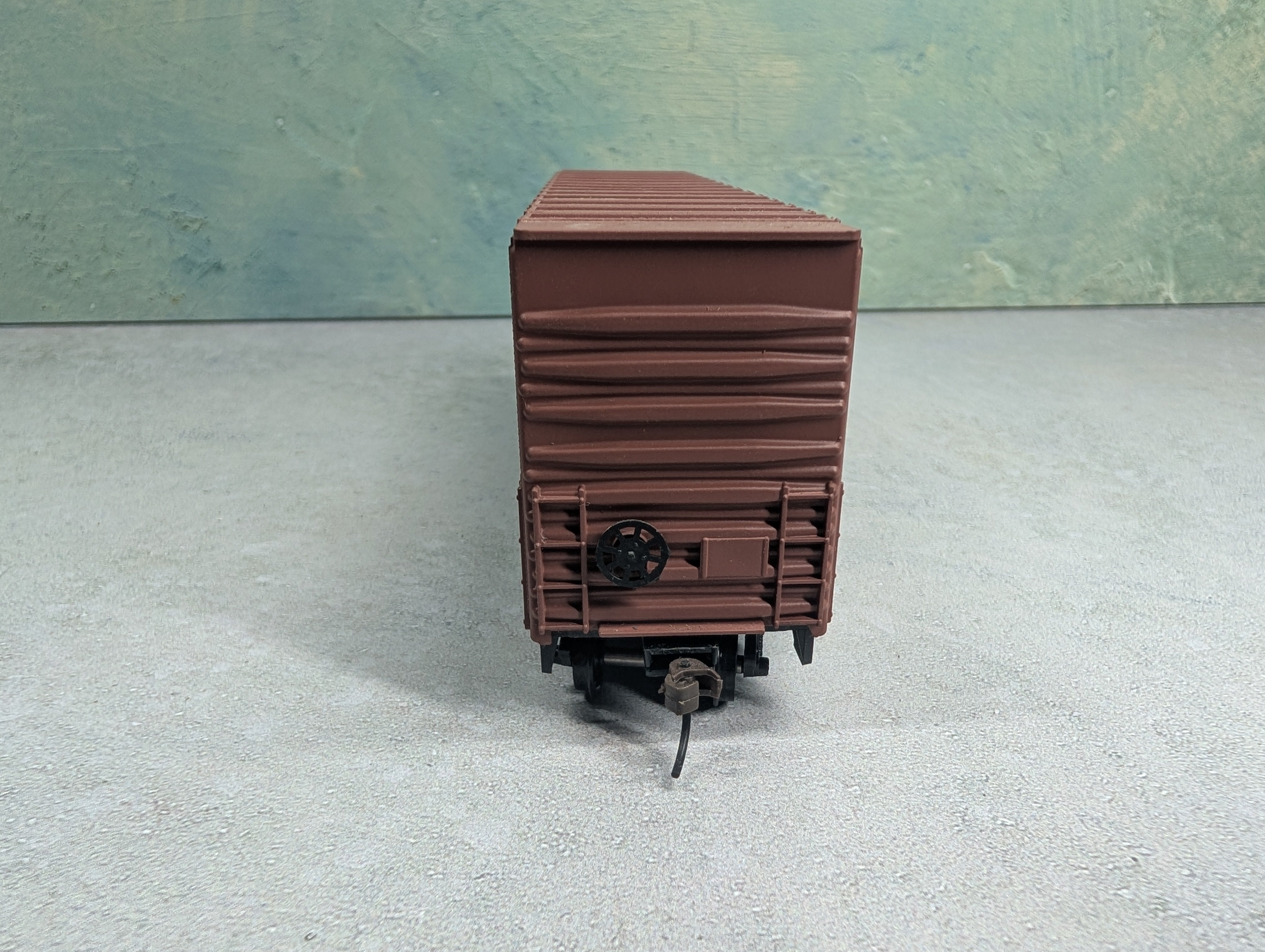 USED Roundhouse HO Scale 50' Hi-Cube Box Car Southern Pacific SP #699457