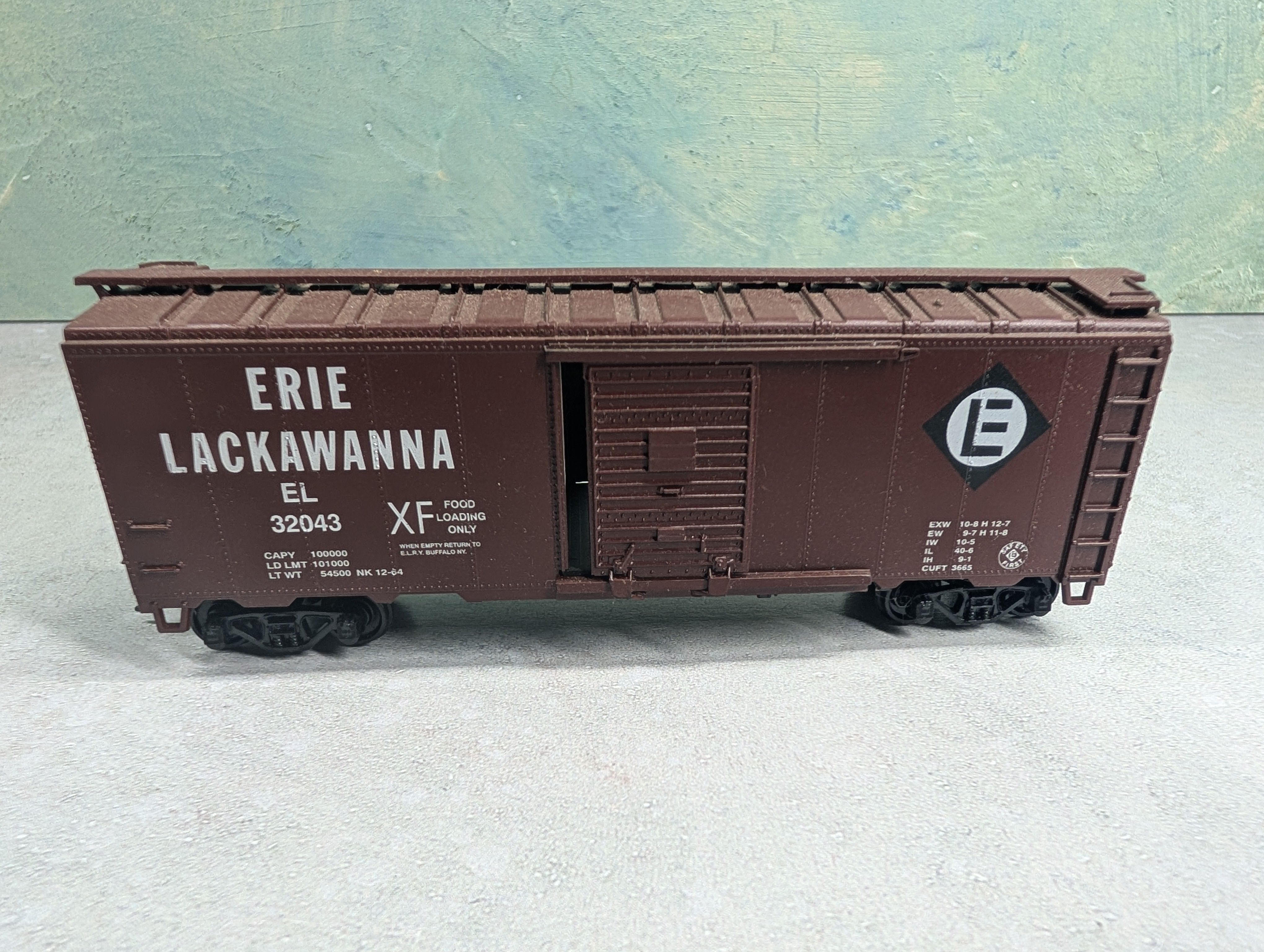 USED Athearn HO Scale 40' Box Car Erie Lackawanna EL #32043