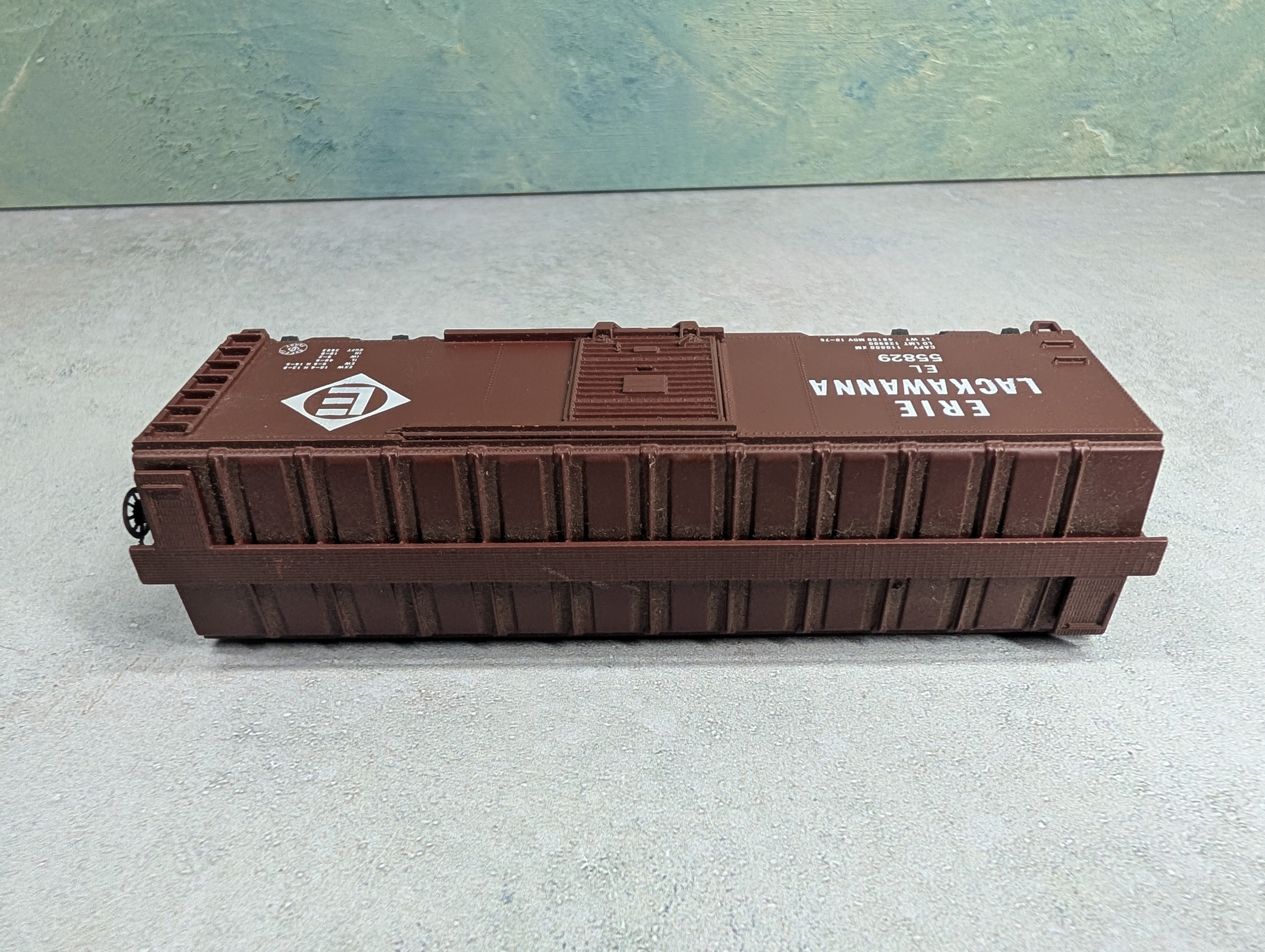 USED Athearn HO Scale 40' Box Car Erie Lackawanna EL #55829