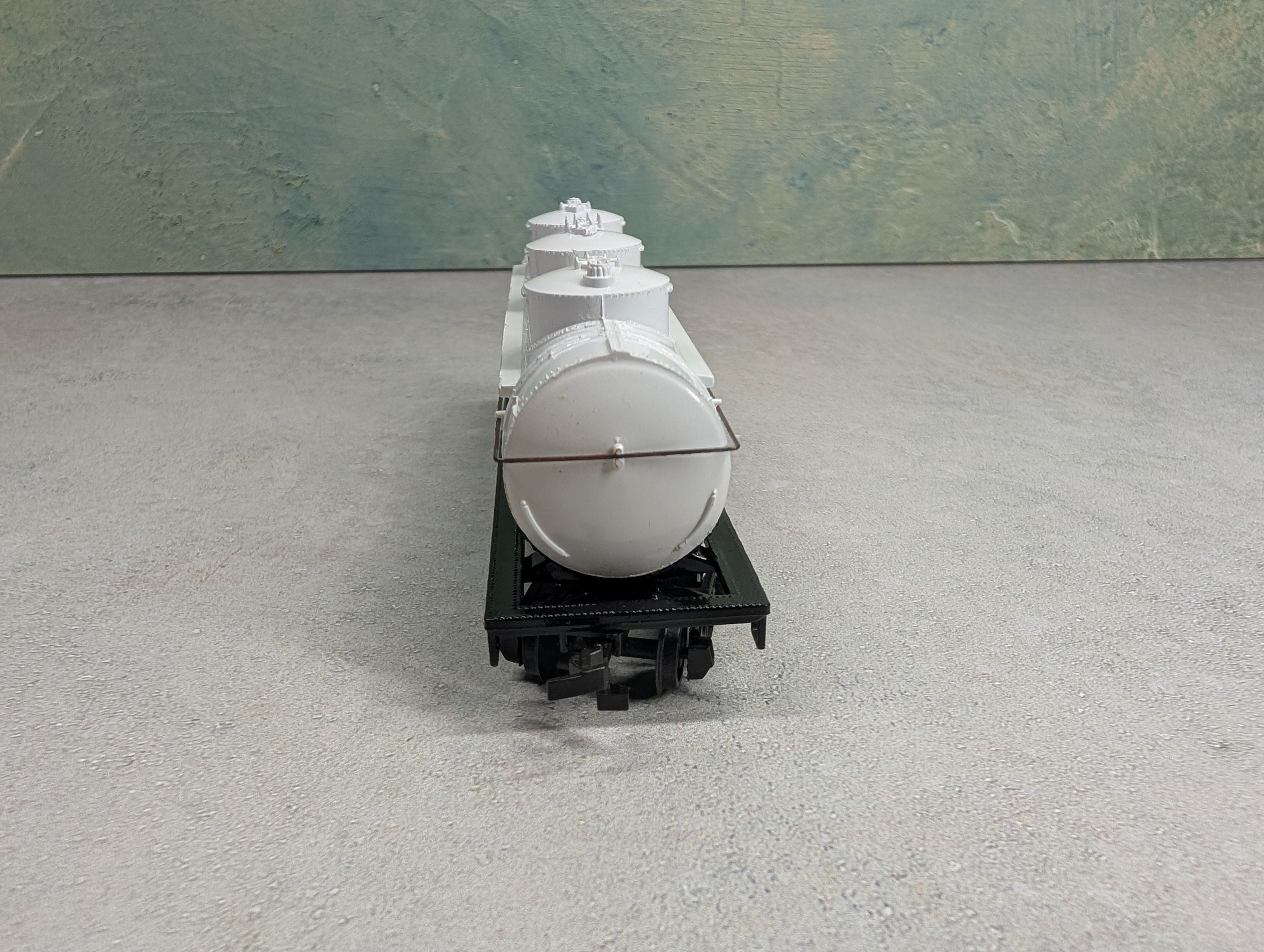 USED Bachmann HO Scale 3 Dome Tank Car Cynamid
