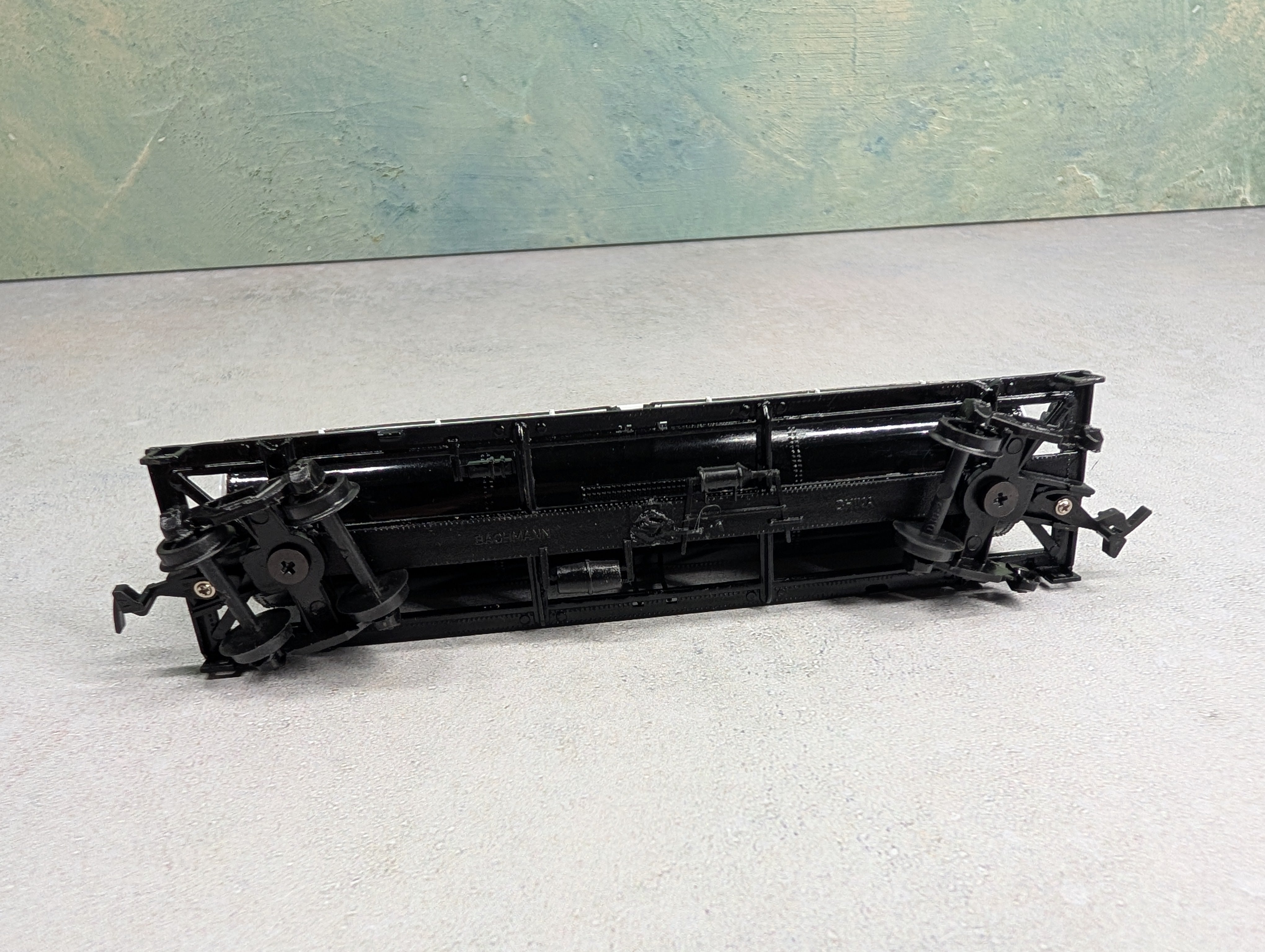 USED Bachmann HO Scale 3 Dome Tank Car Cynamid