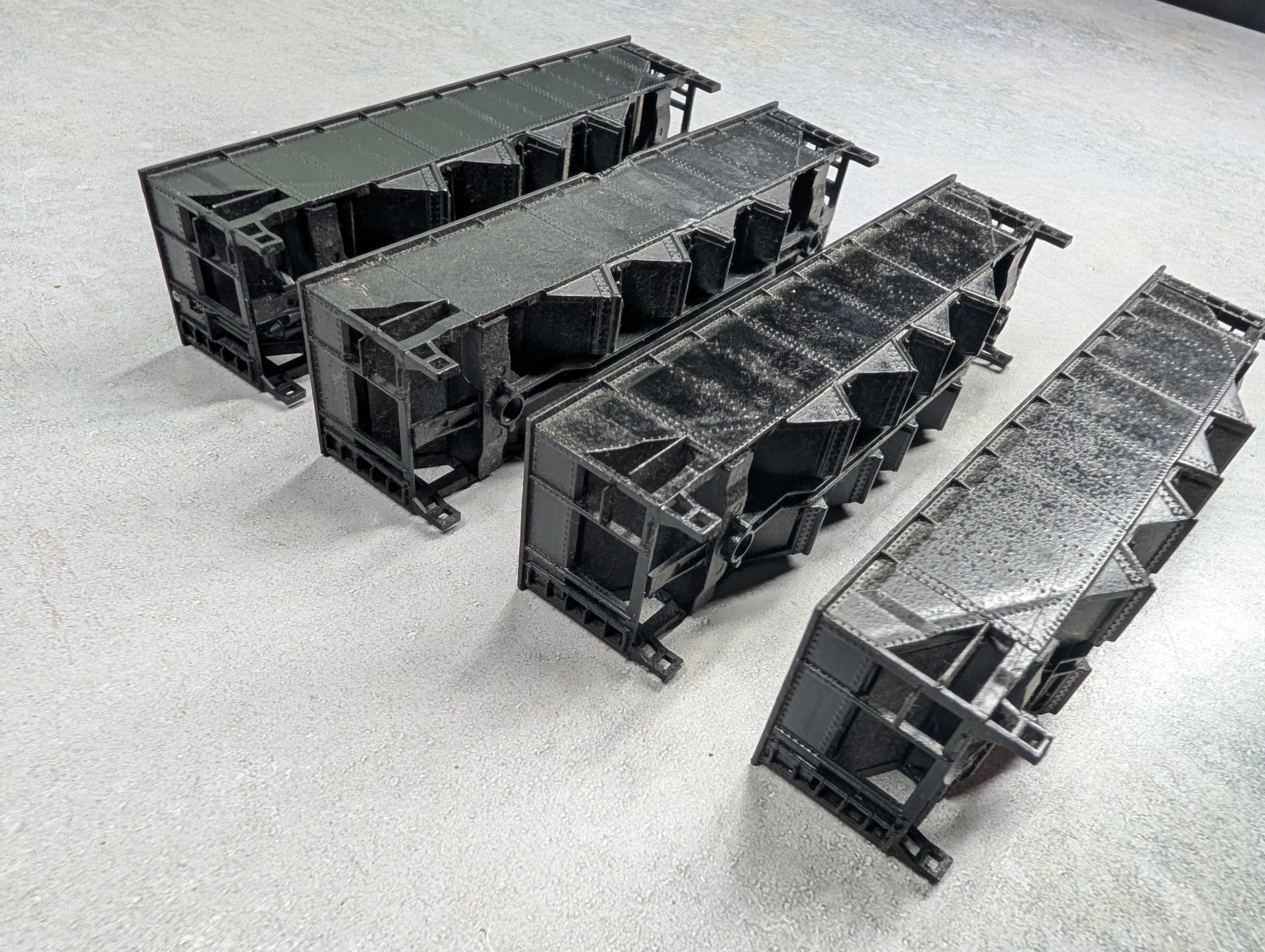 USED HO Scale Lot of Undecorated Black Open Hopper Shells (4 pcs)