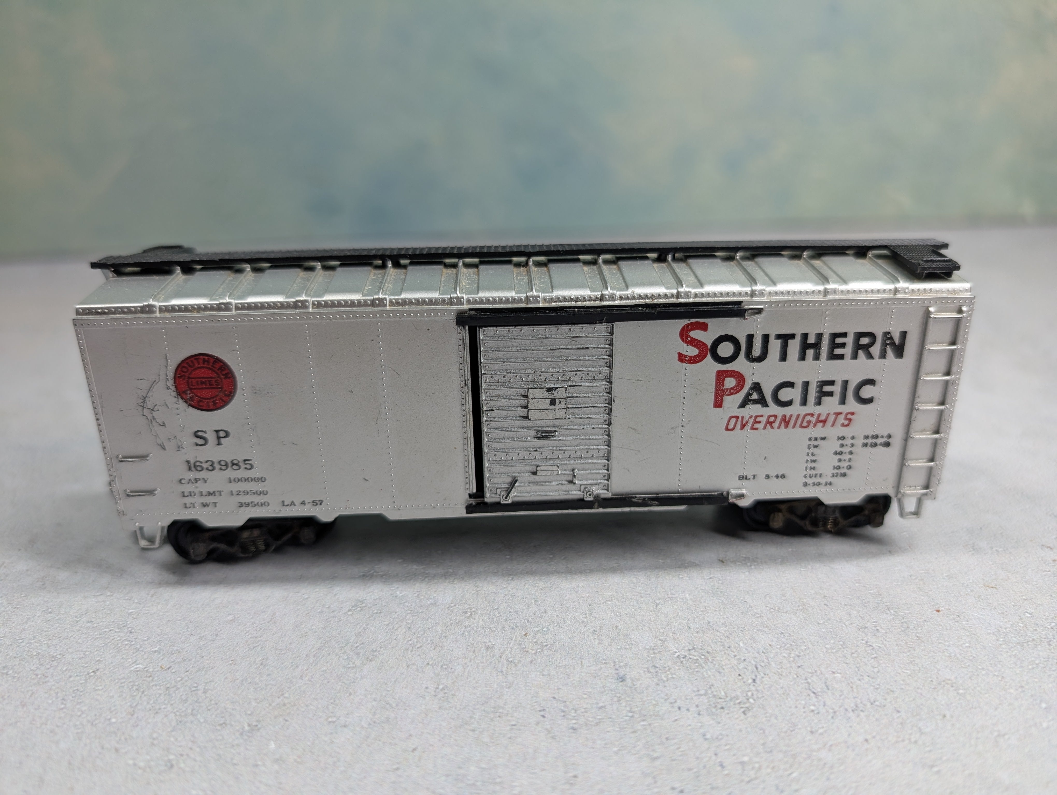 USED Athearn HO Scale 40' Box Car Southern Pacific SP #163985