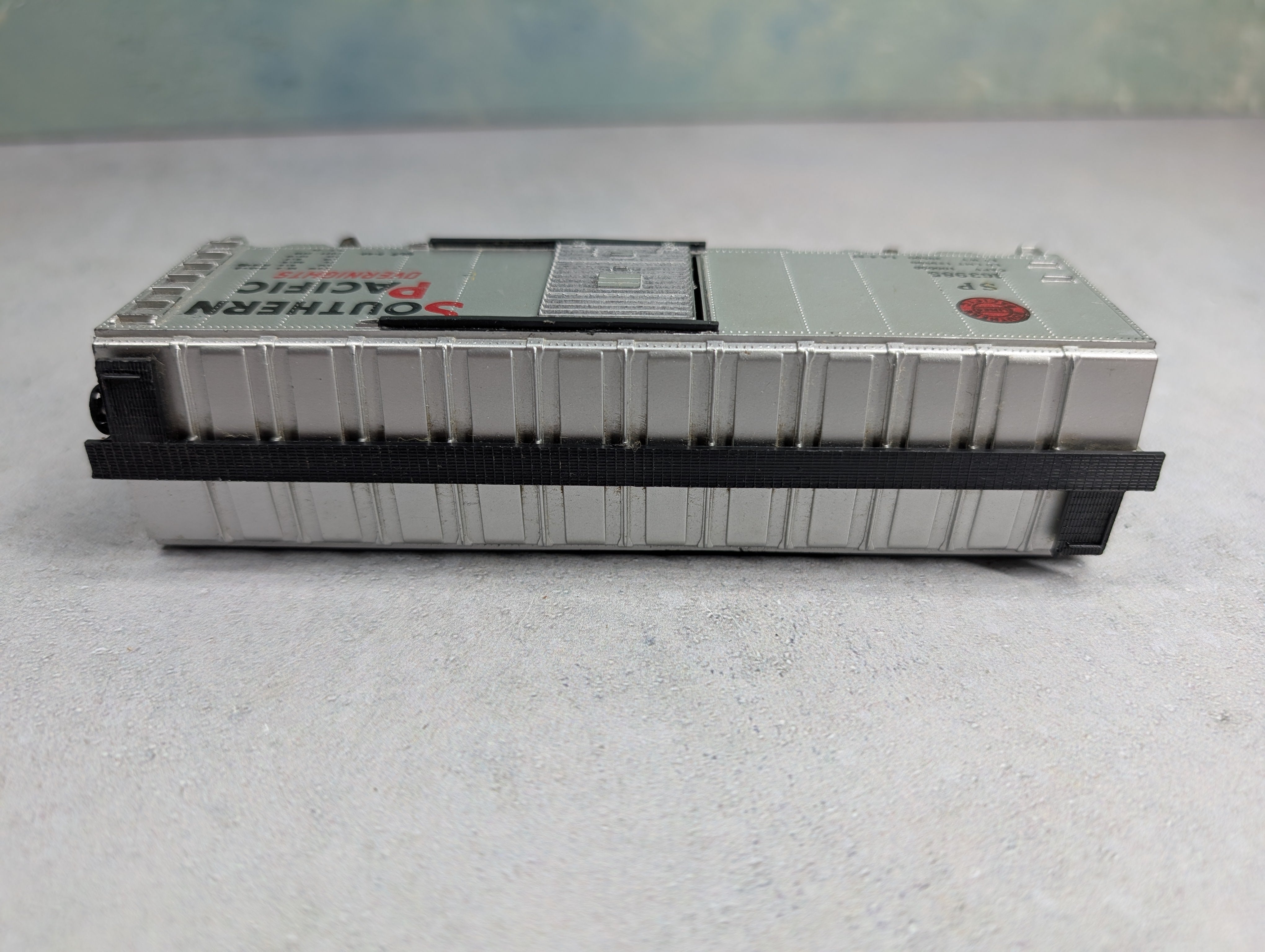 USED Athearn HO Scale 40' Box Car Southern Pacific SP #163985