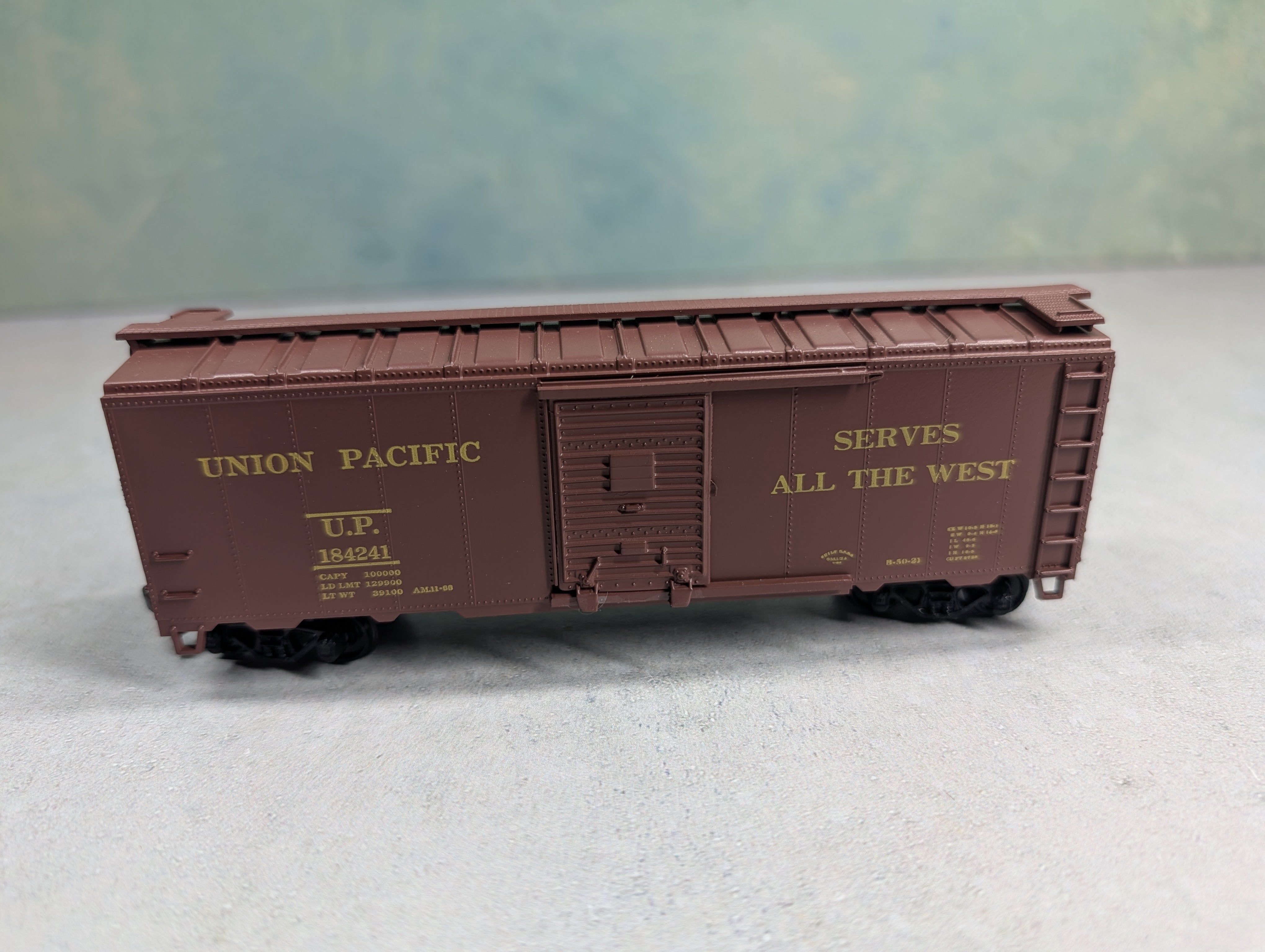 USED Athearn HO Scale 40' Box Car Union Pacific UP #184241