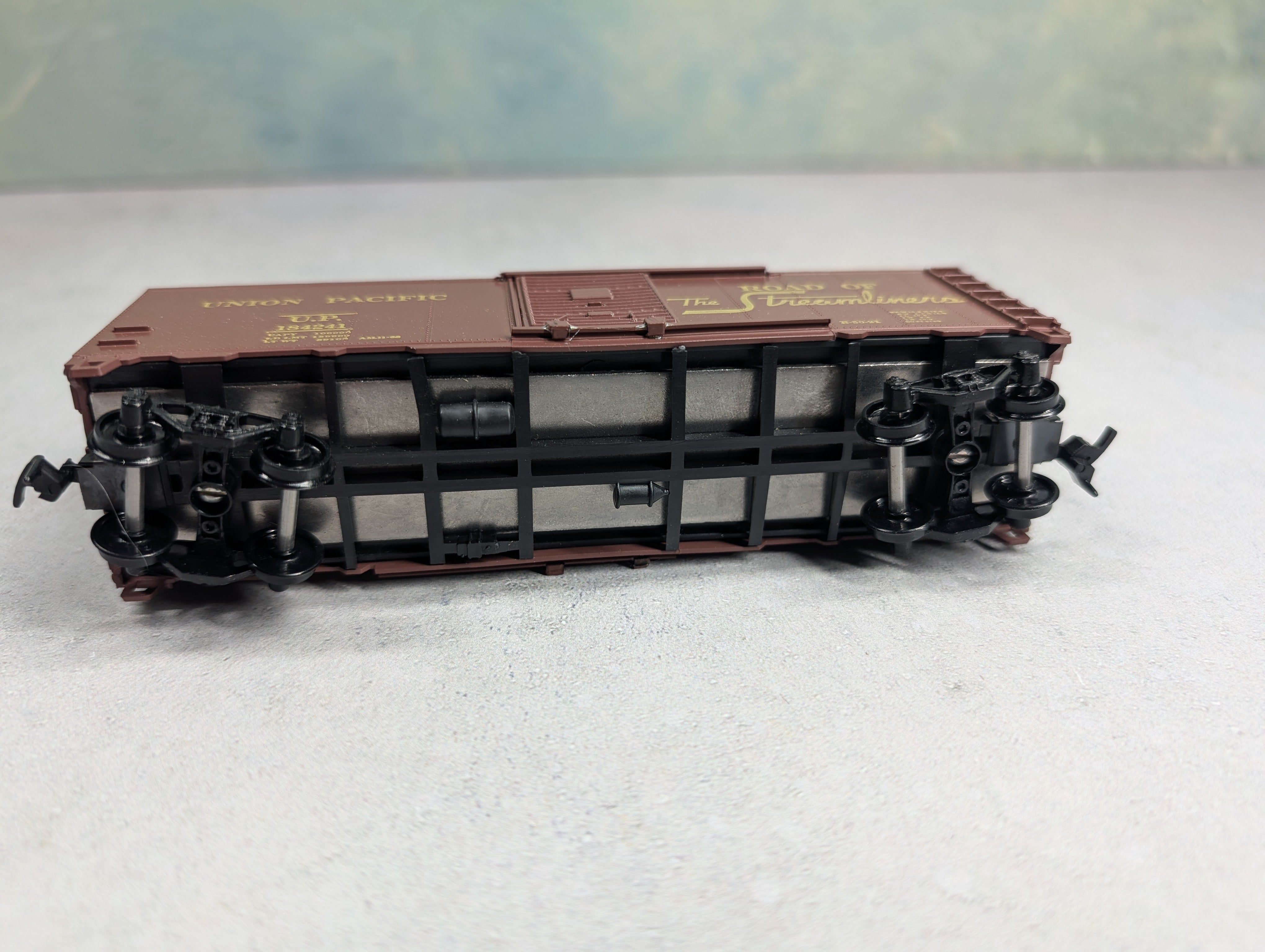 USED Athearn HO Scale 40' Box Car Union Pacific UP #184241