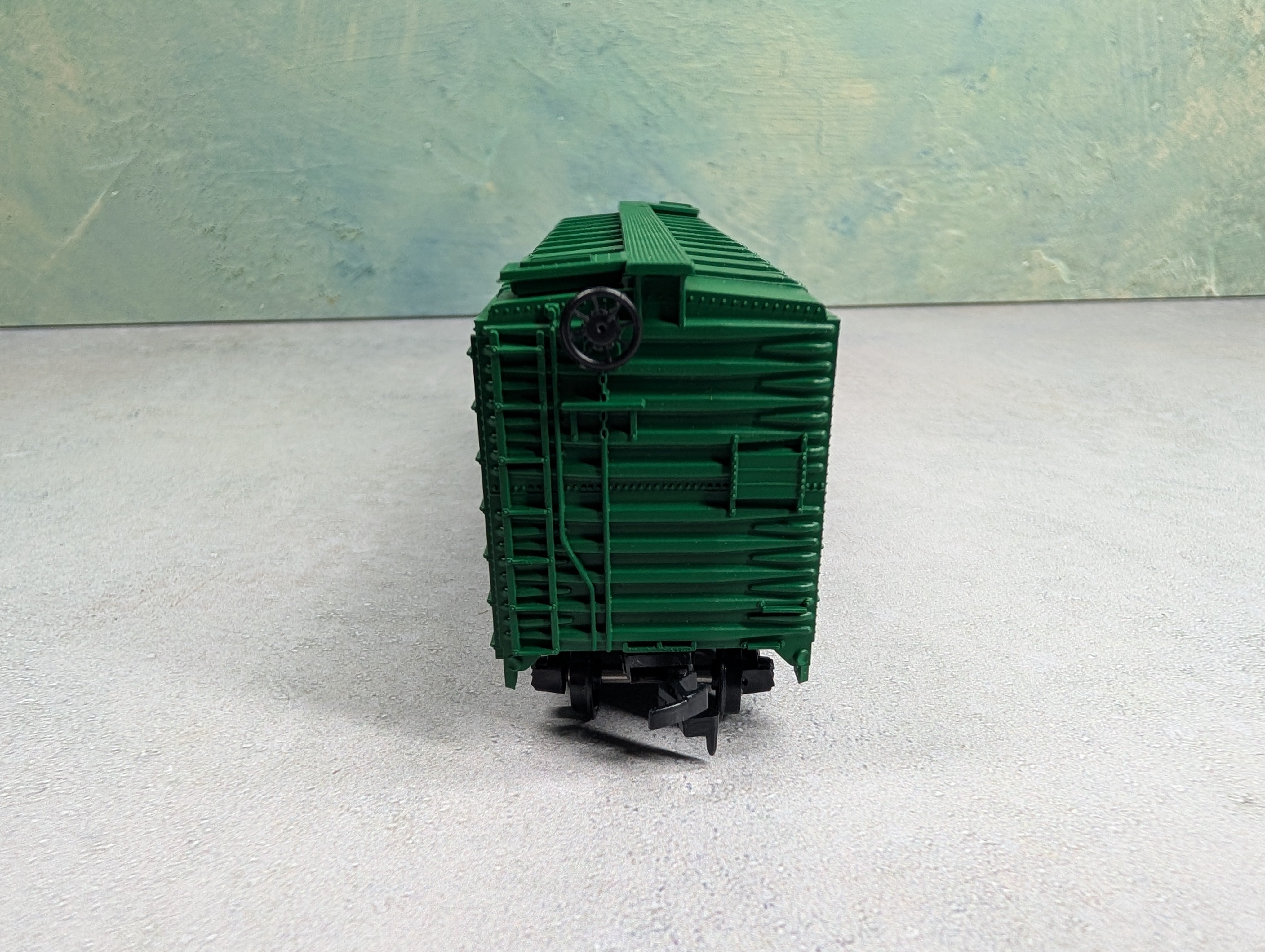 USED Athearn HO Scale 40' Box Car Reading RDG #109300 Bev-Bel