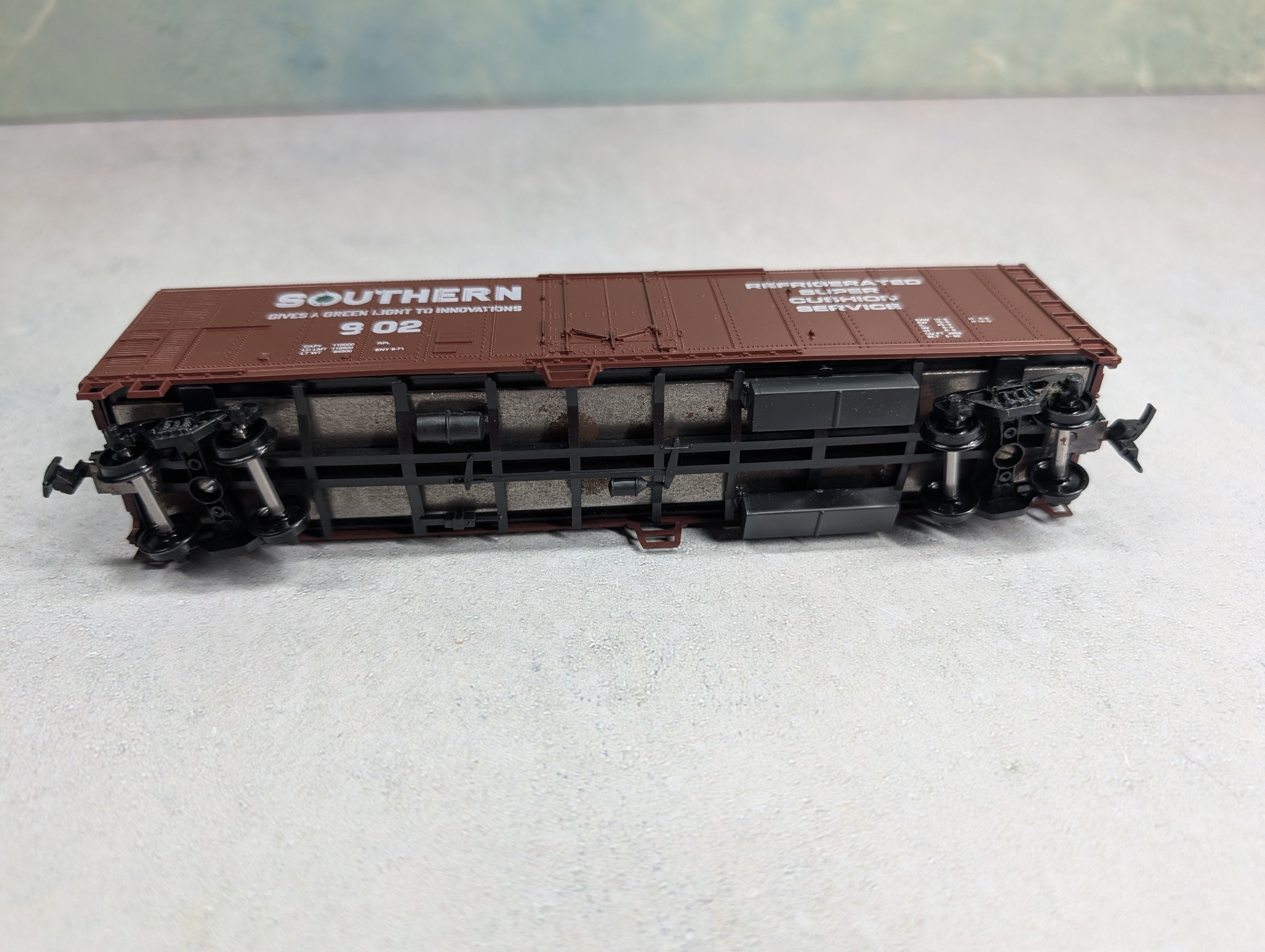 USED Athearn HO Scale 50' Mech Reefer Box Car Southern #902 Bev-Bel
