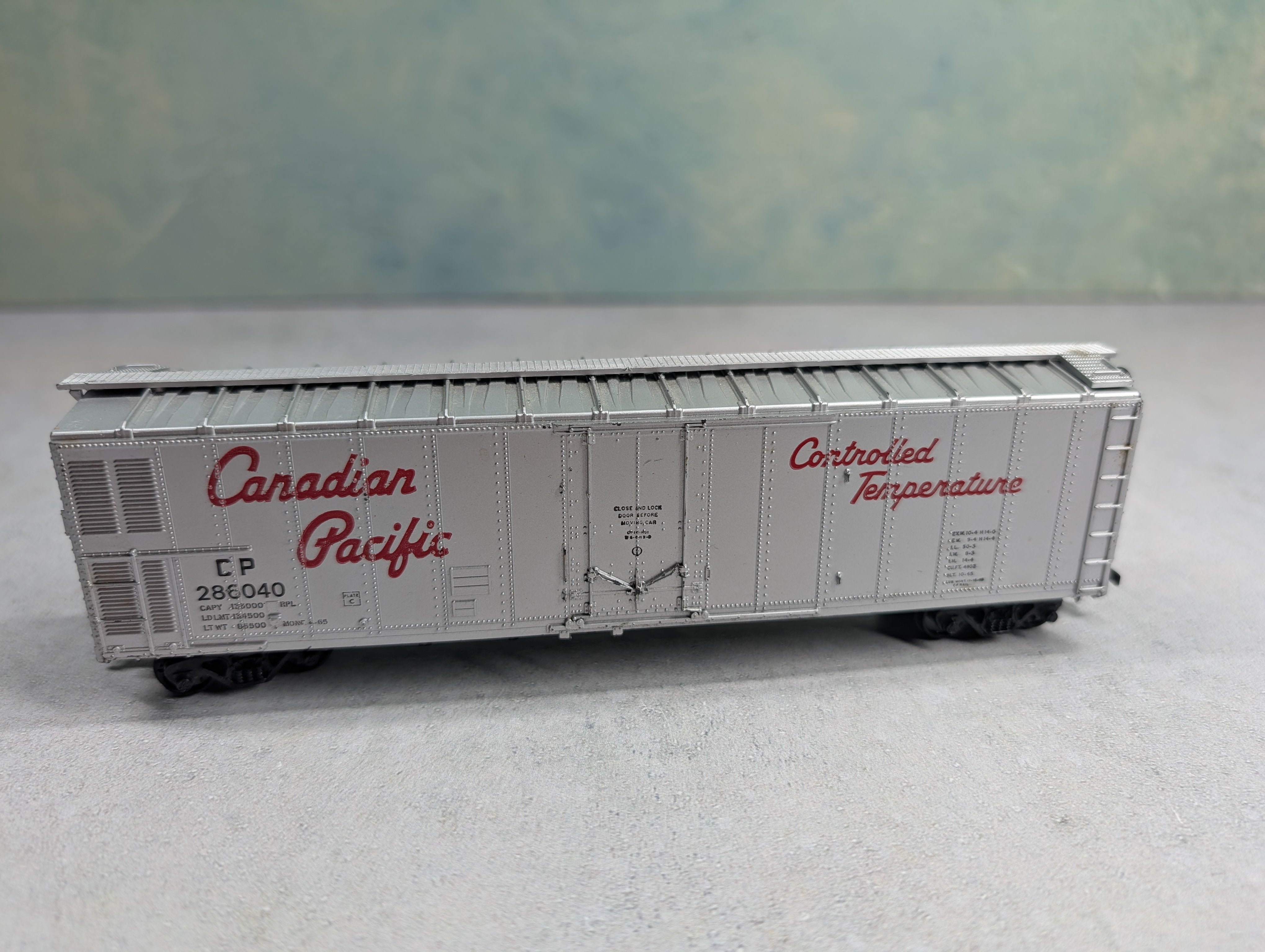 USED Athearn HO Scale 50' PD Box Car Canadian Pacific CP #286040