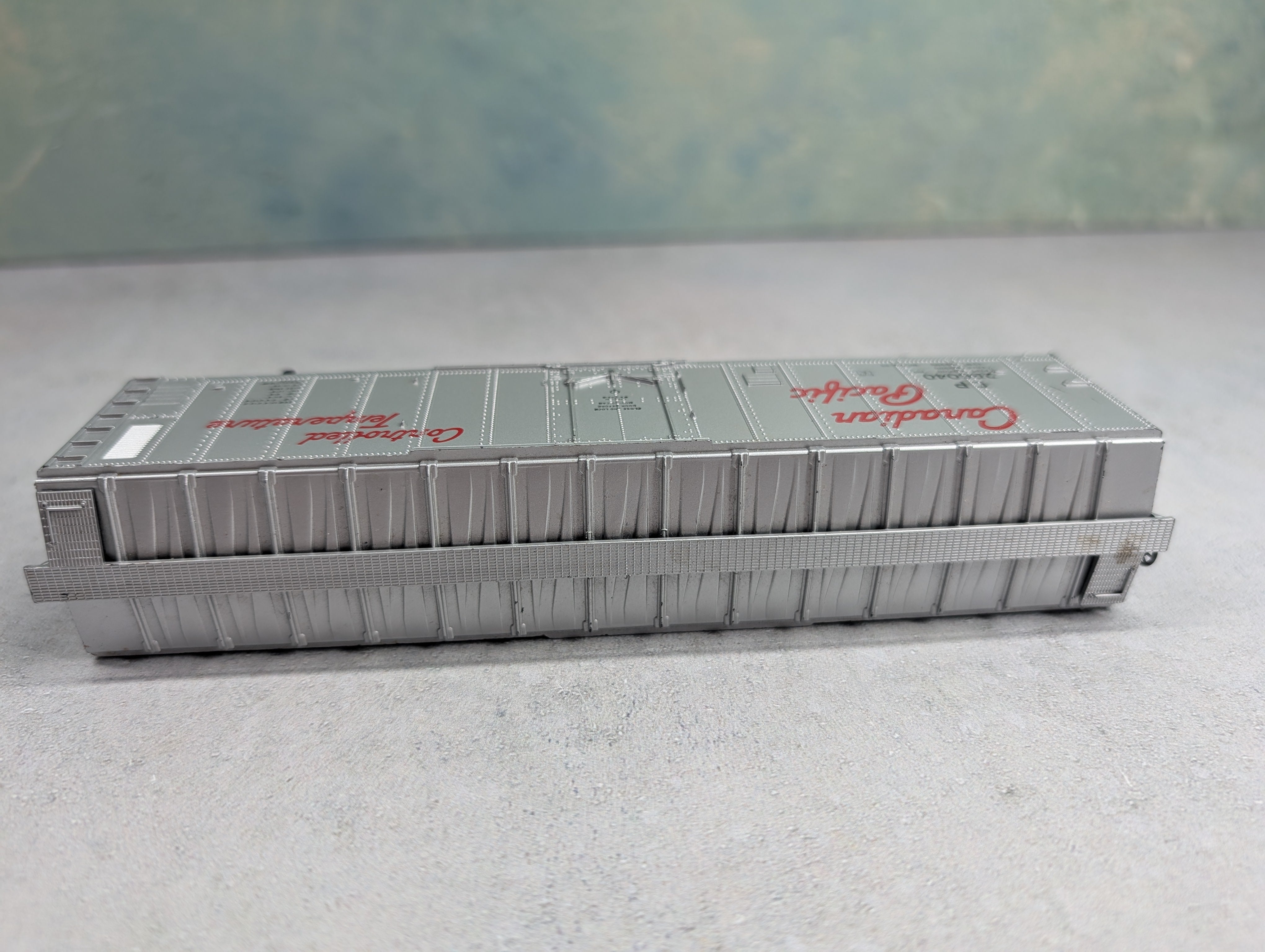 USED Athearn HO Scale 50' PD Box Car Canadian Pacific CP #286040