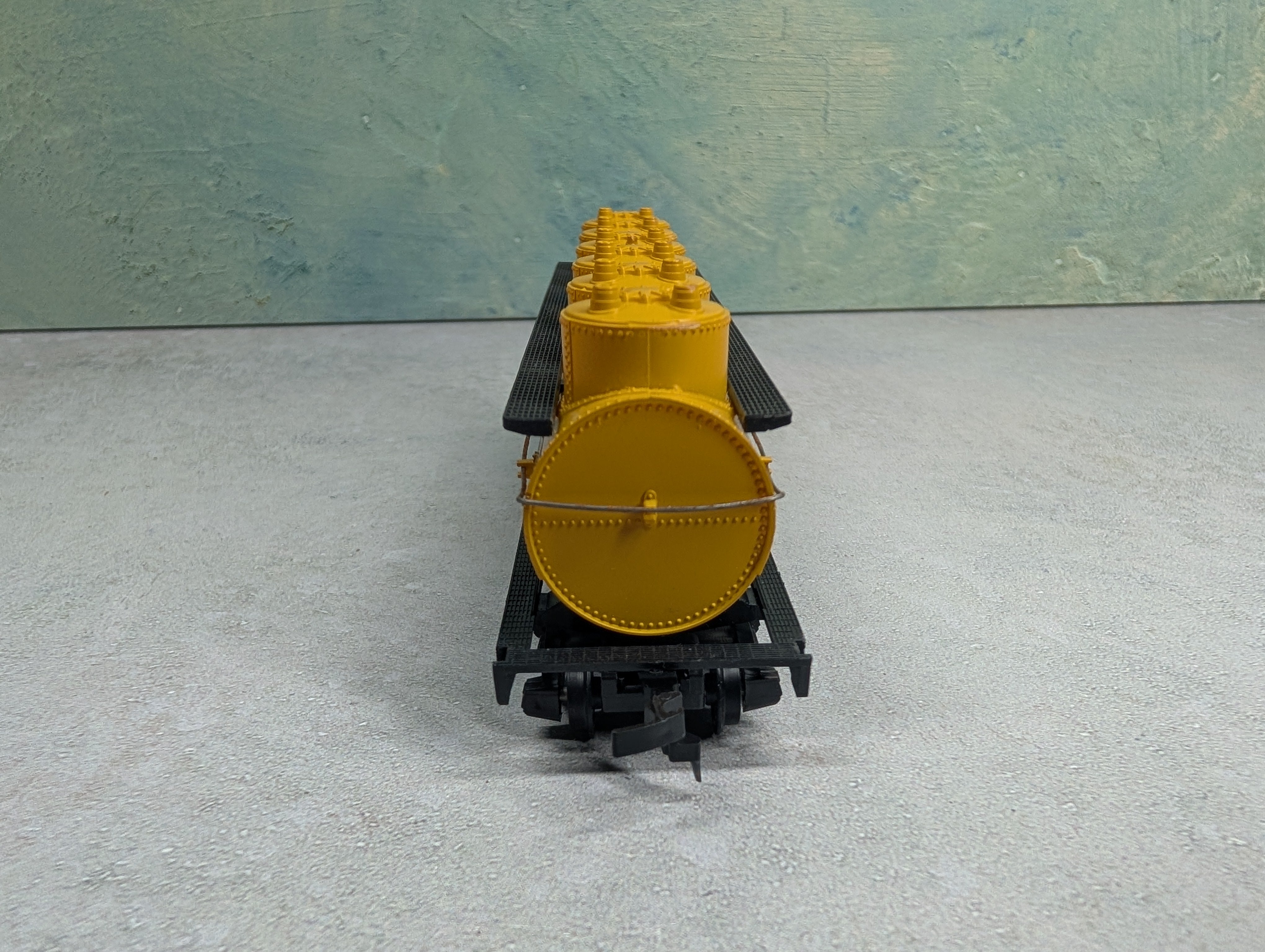 USED HO Scale 6 Dome Tank Car Jefferson Lake Sulphur Company NATX #19561