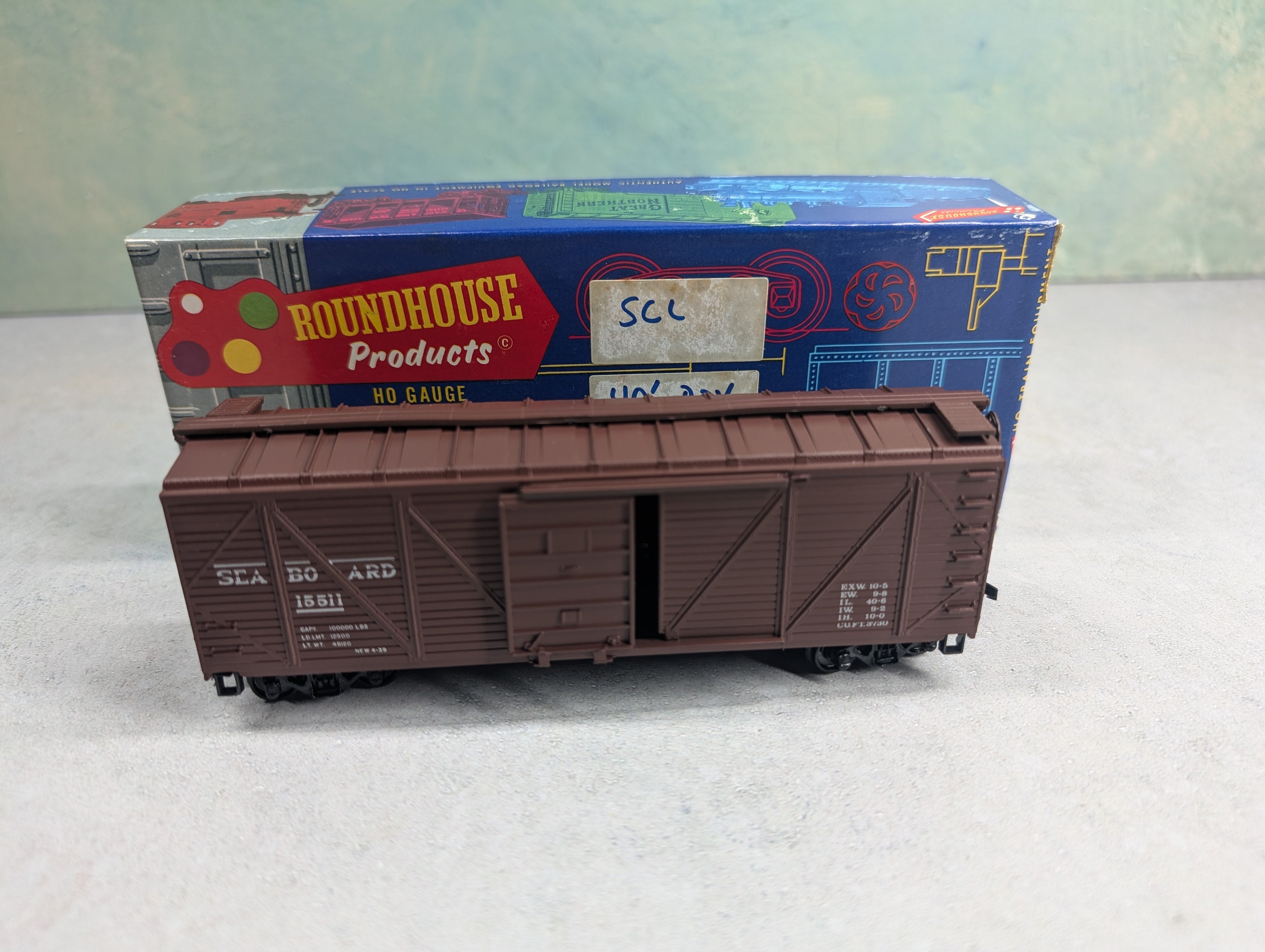 USED Roundhouse HO Scale 40' Wooden Box Car Seaboard #15511