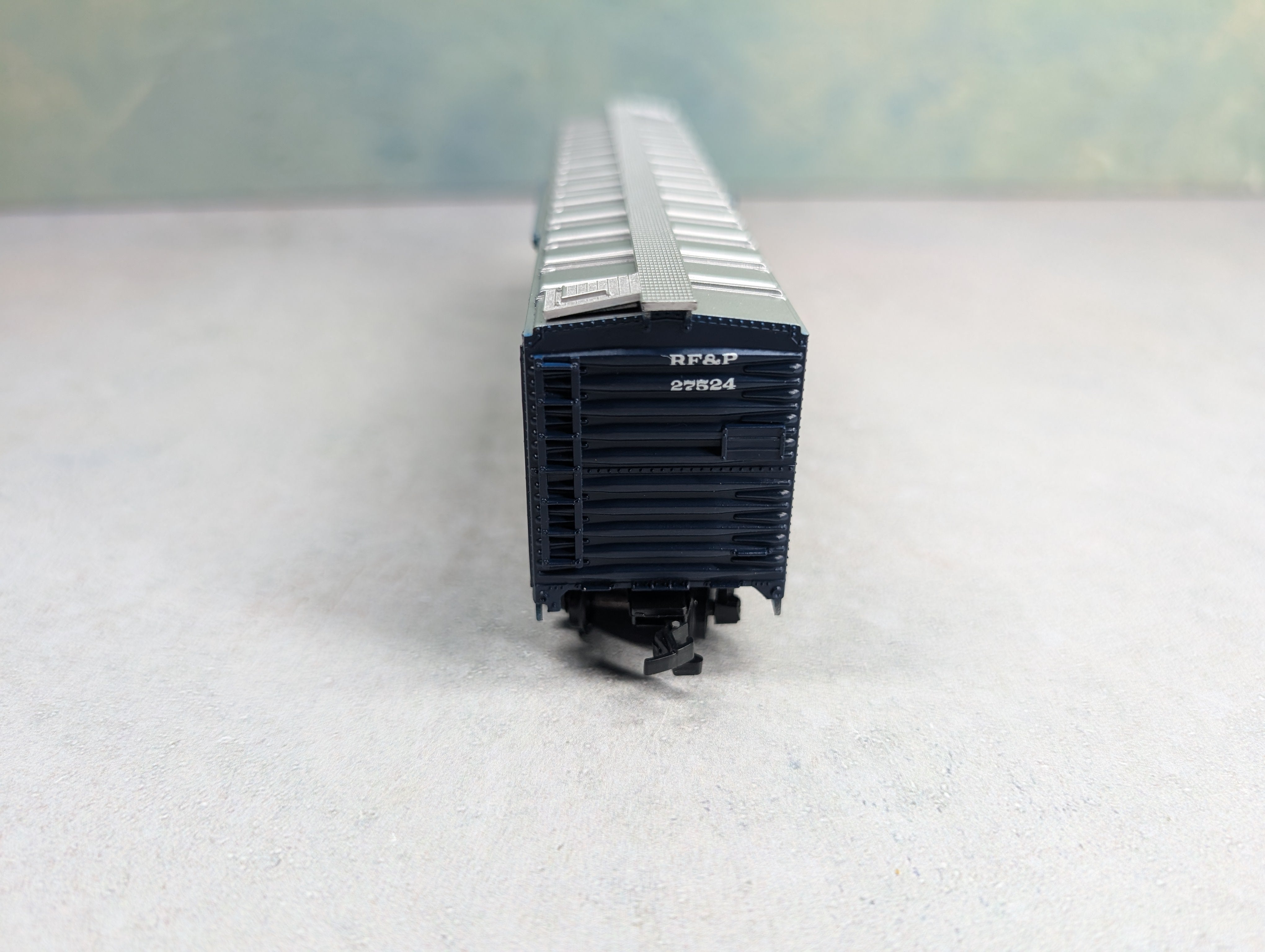 USED Athearn HO Scale 50' SD Box Car Richmond Fredericksburg & Potomac RF&P #27524 Bev-Bel