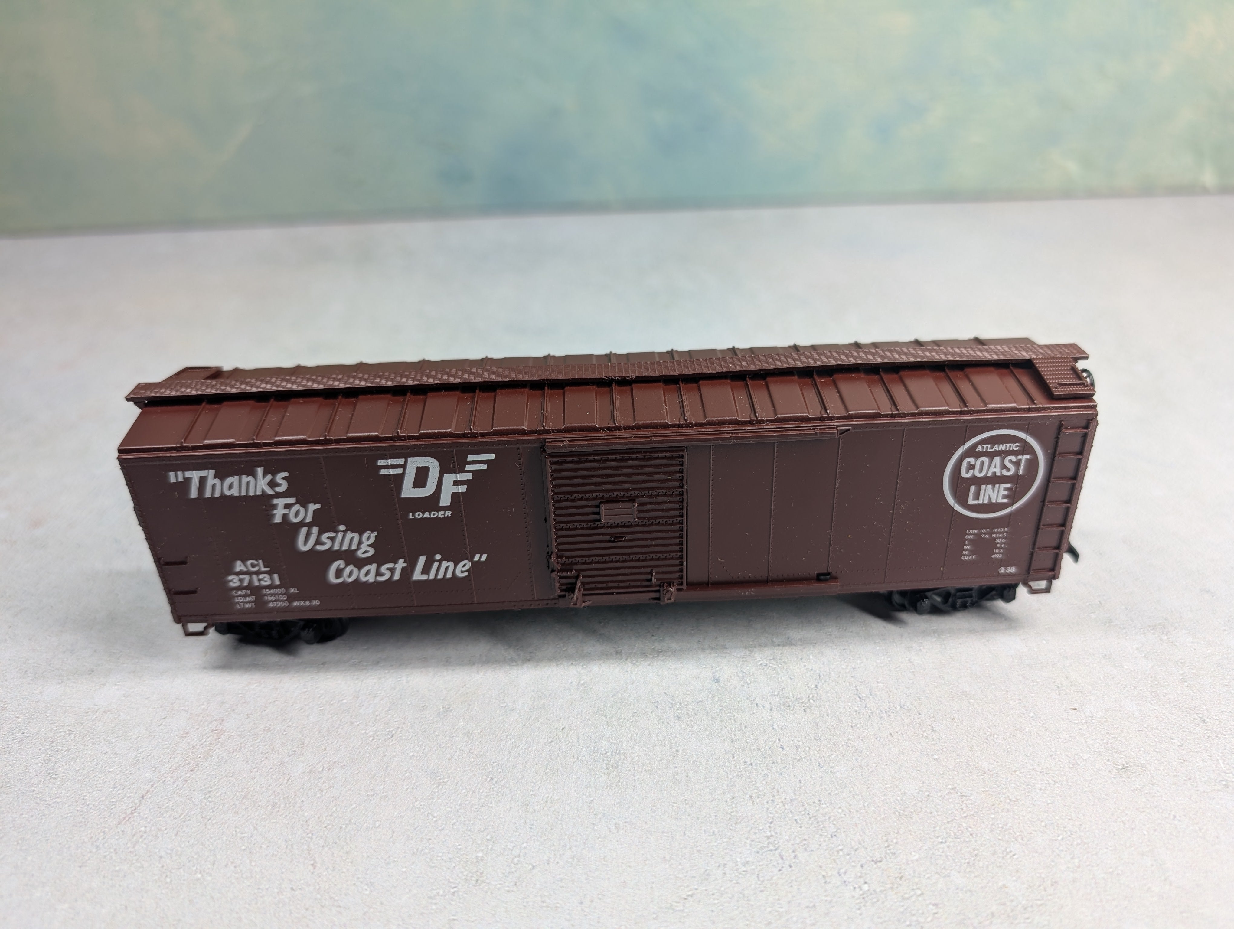 USED Athearn HO Scale 50' SD Box Car Atlantic Coast Line ACL #37131 Rail Runner