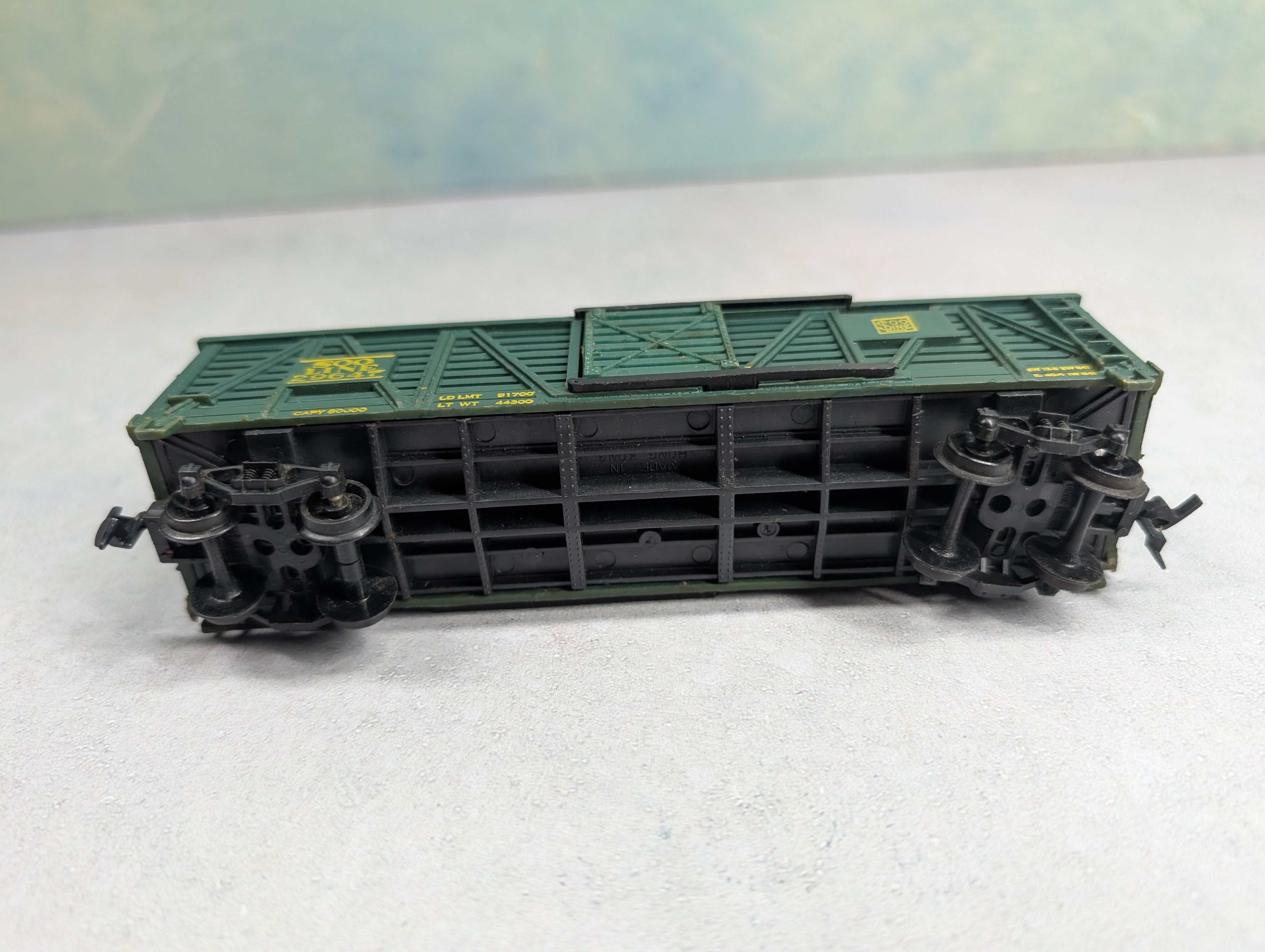USED HO Scale 40' Stock Car SOO Line #29647