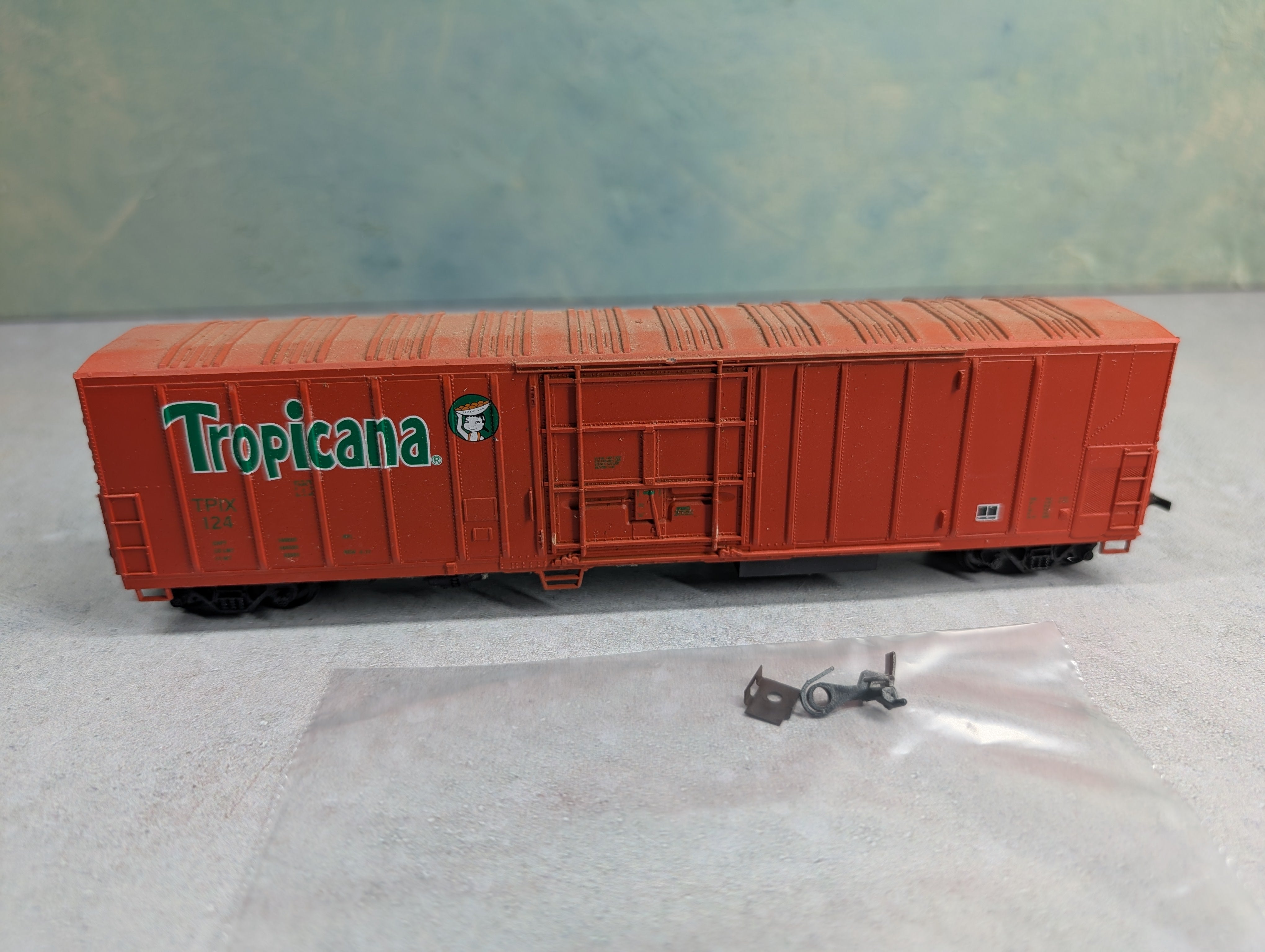 USED Athearn HO Scale 57' Mech Reefer Box Car Tropicana TPIX #124