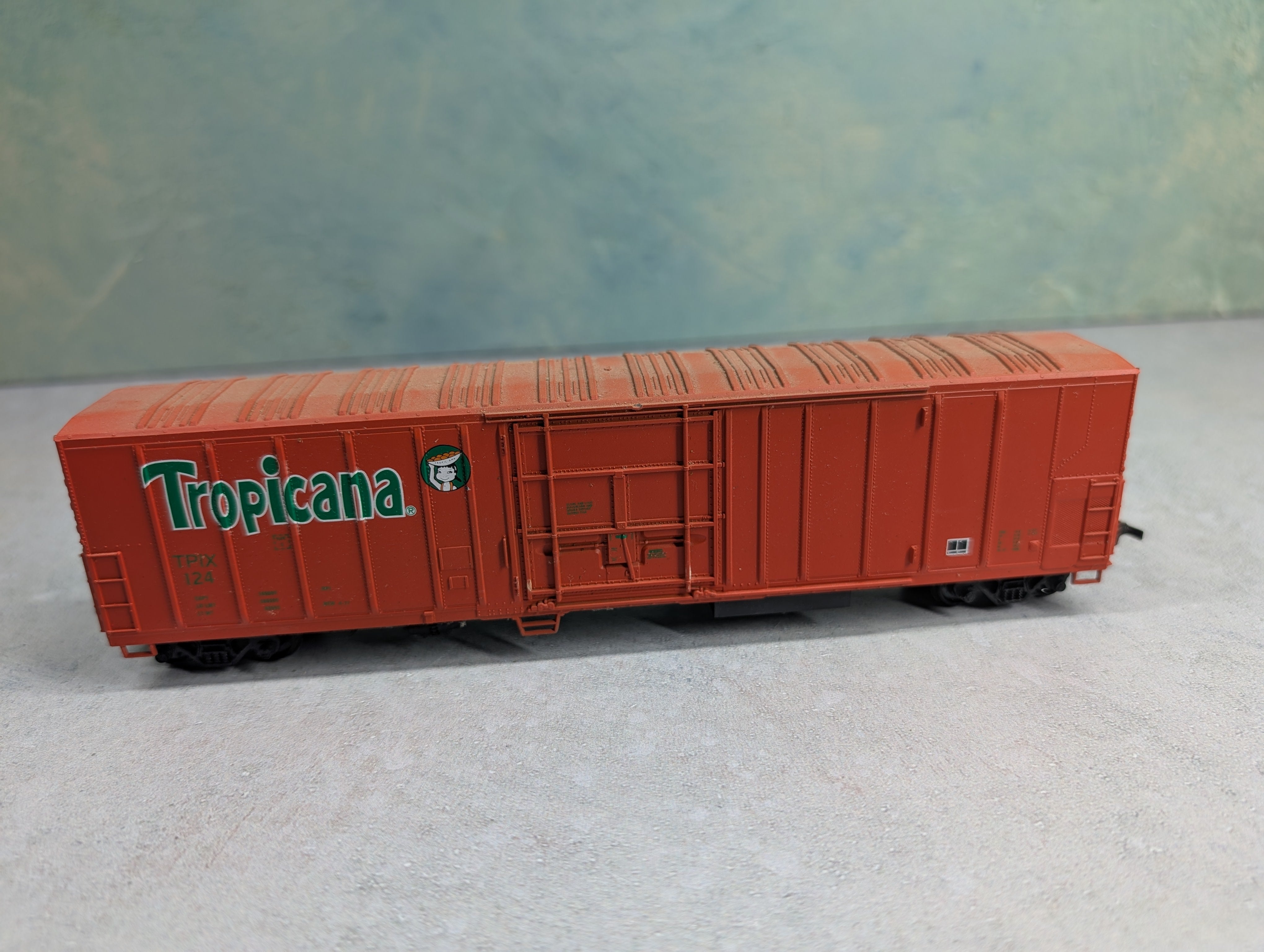 USED Athearn HO Scale 57' Mech Reefer Box Car Tropicana TPIX #124