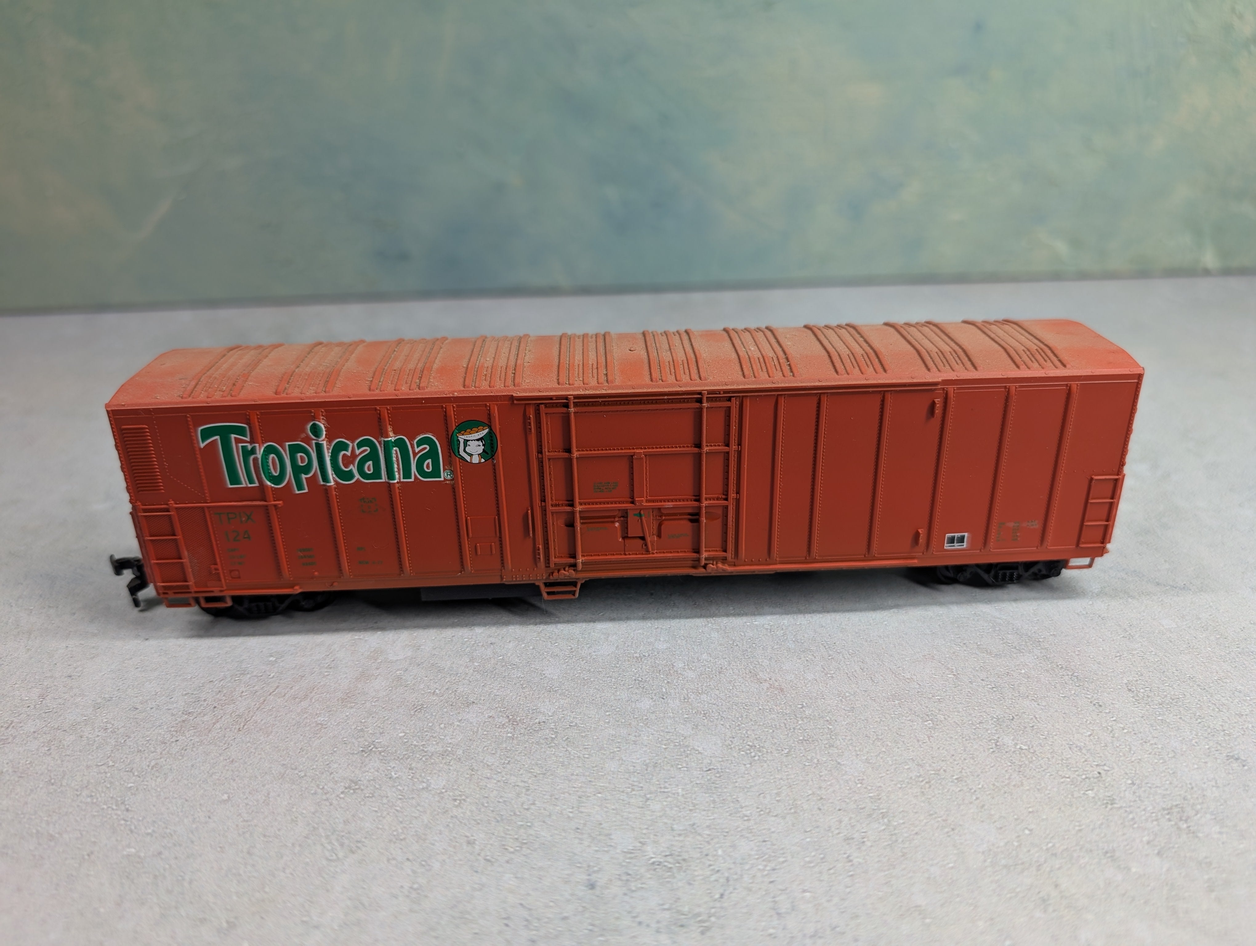 USED Athearn HO Scale 57' Mech Reefer Box Car Tropicana TPIX #124
