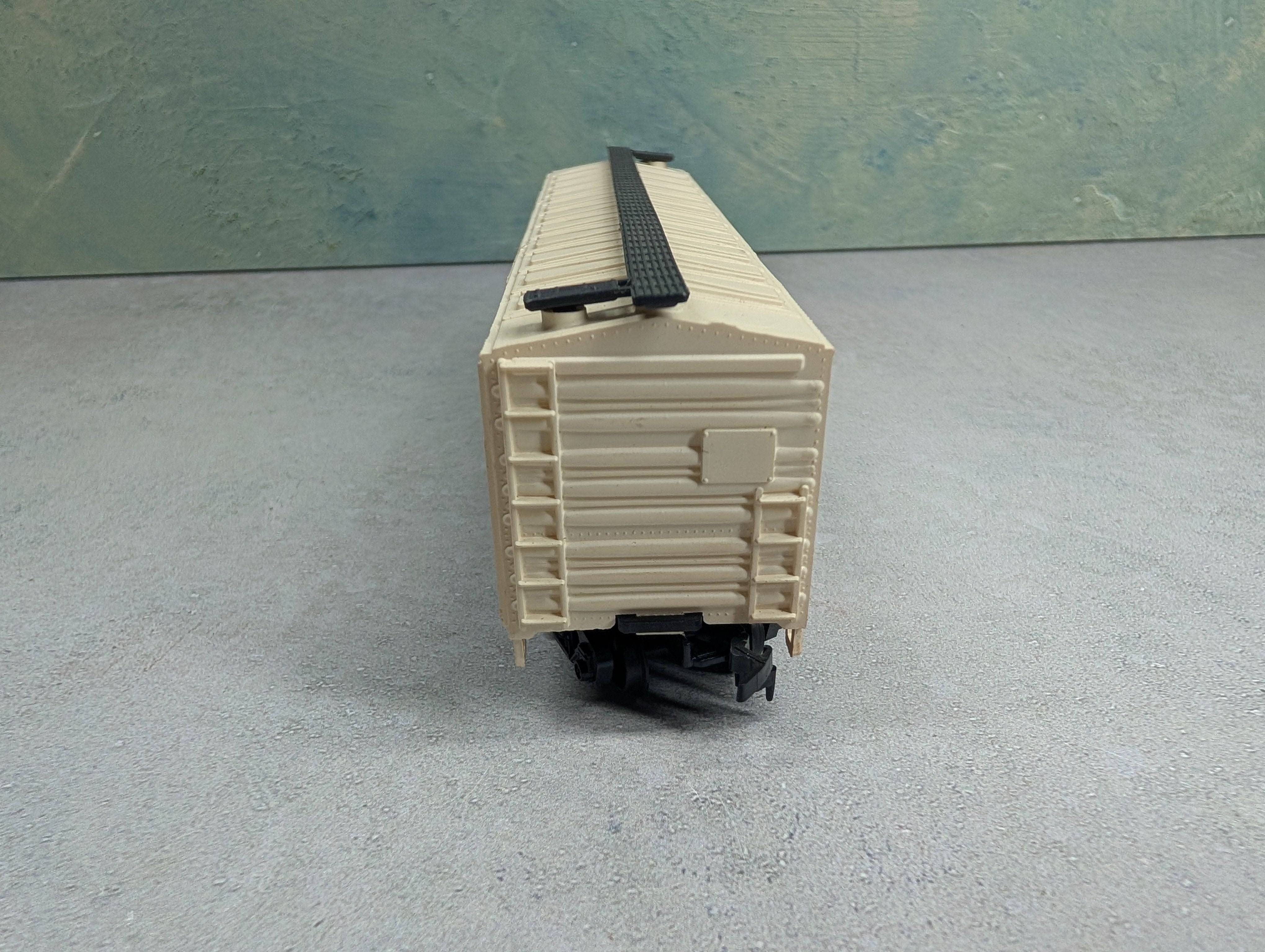 USED AHM HO Scale 50' Reefer Box Car Zenith