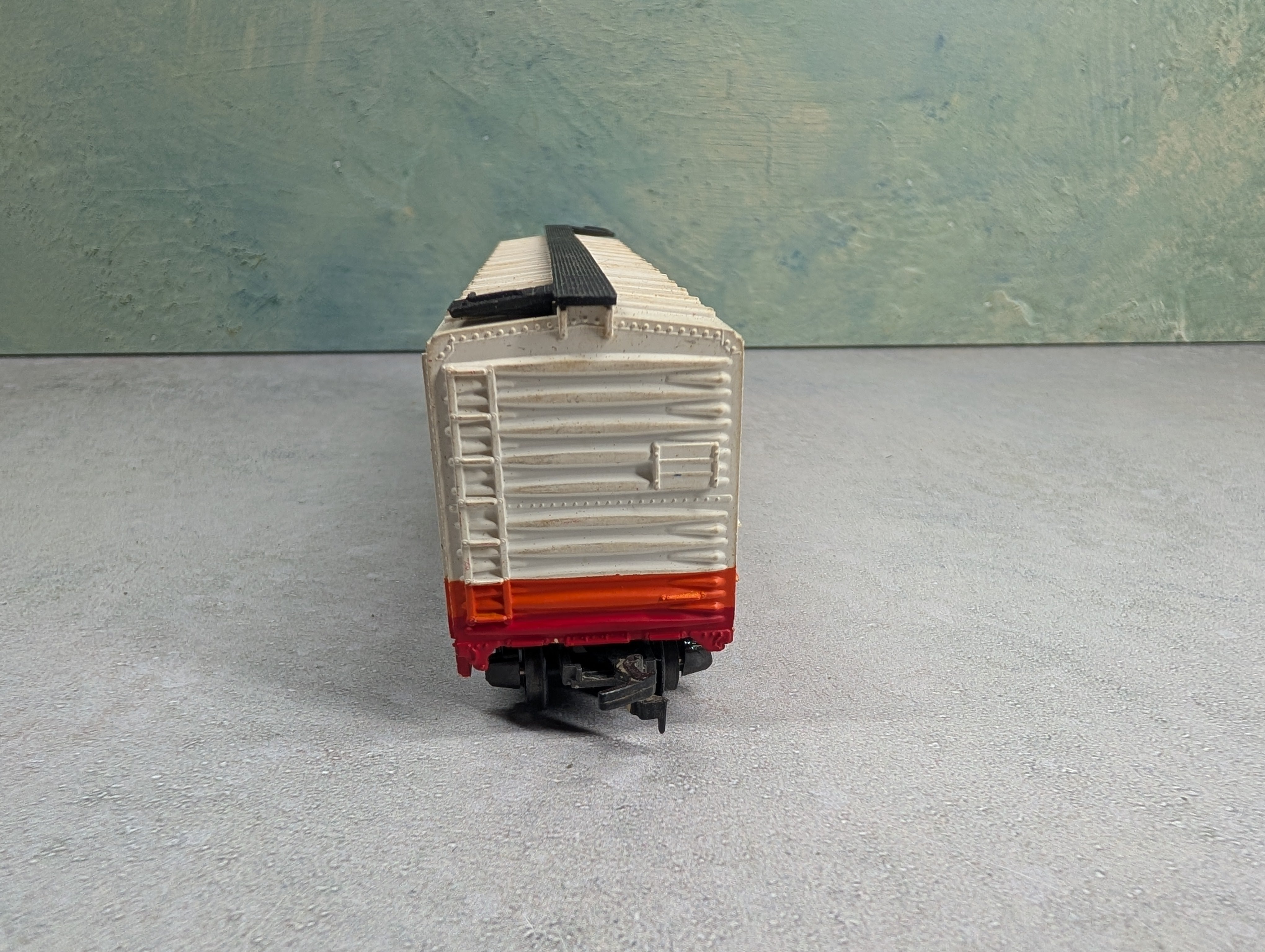 USED AHM HO Scale 50' Box Car Seven Eleven SLC #73154