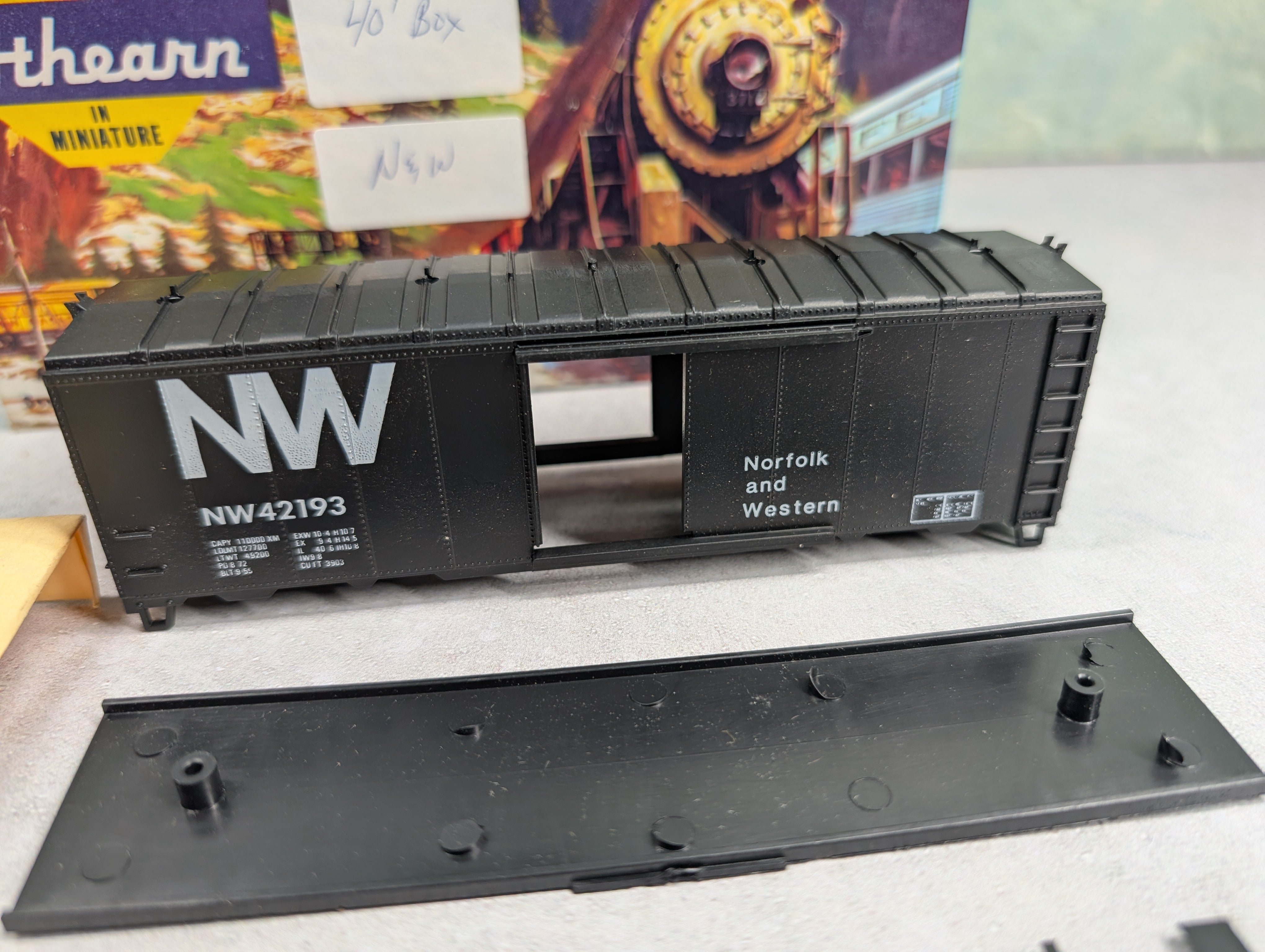 USED Athearn HO Scale 40' Box Car Norfolk & Western NW #42193 Bev-Bel KIT