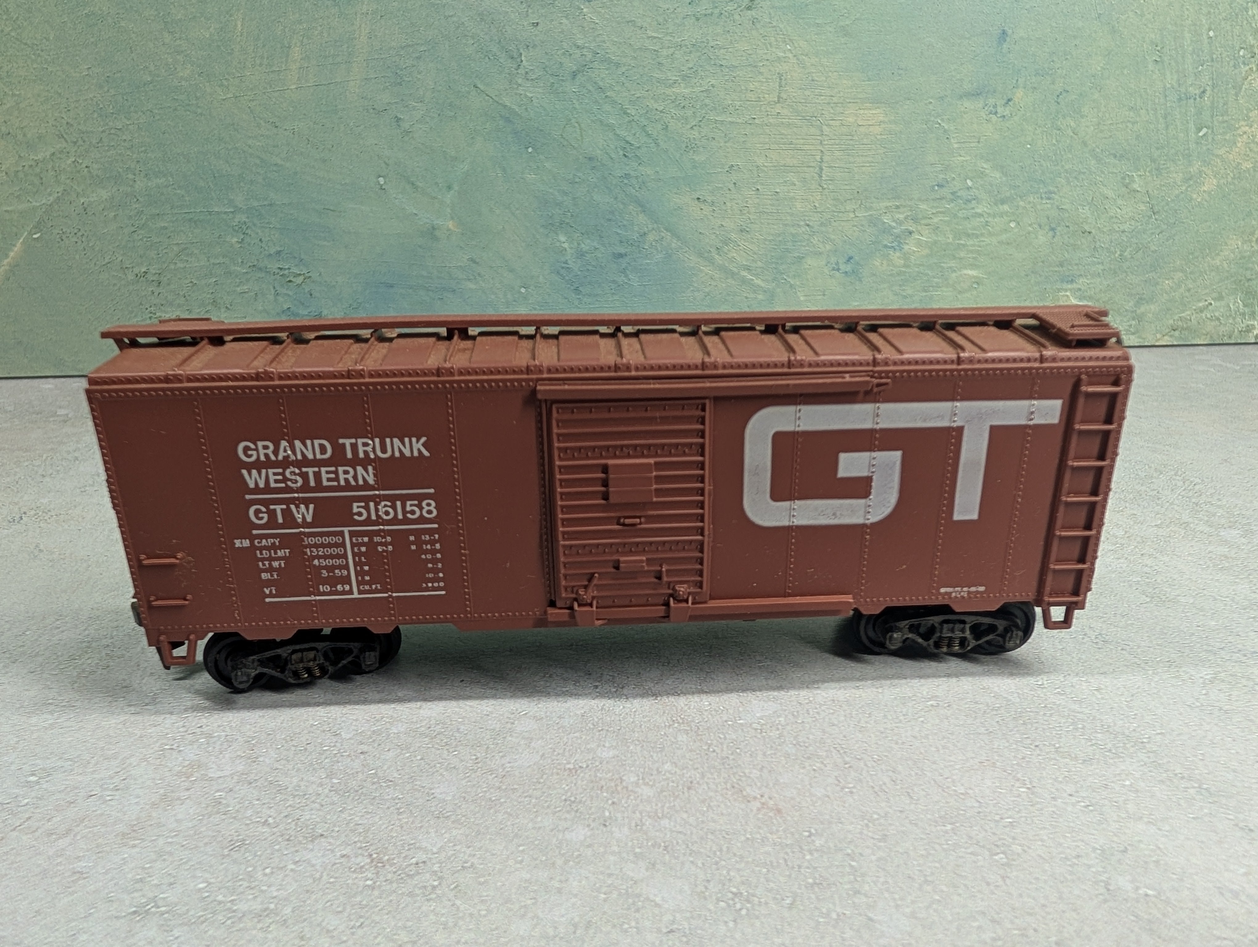 USED Athearn HO Scale 40' Box Car Grand Trunk Western GTW #516158
