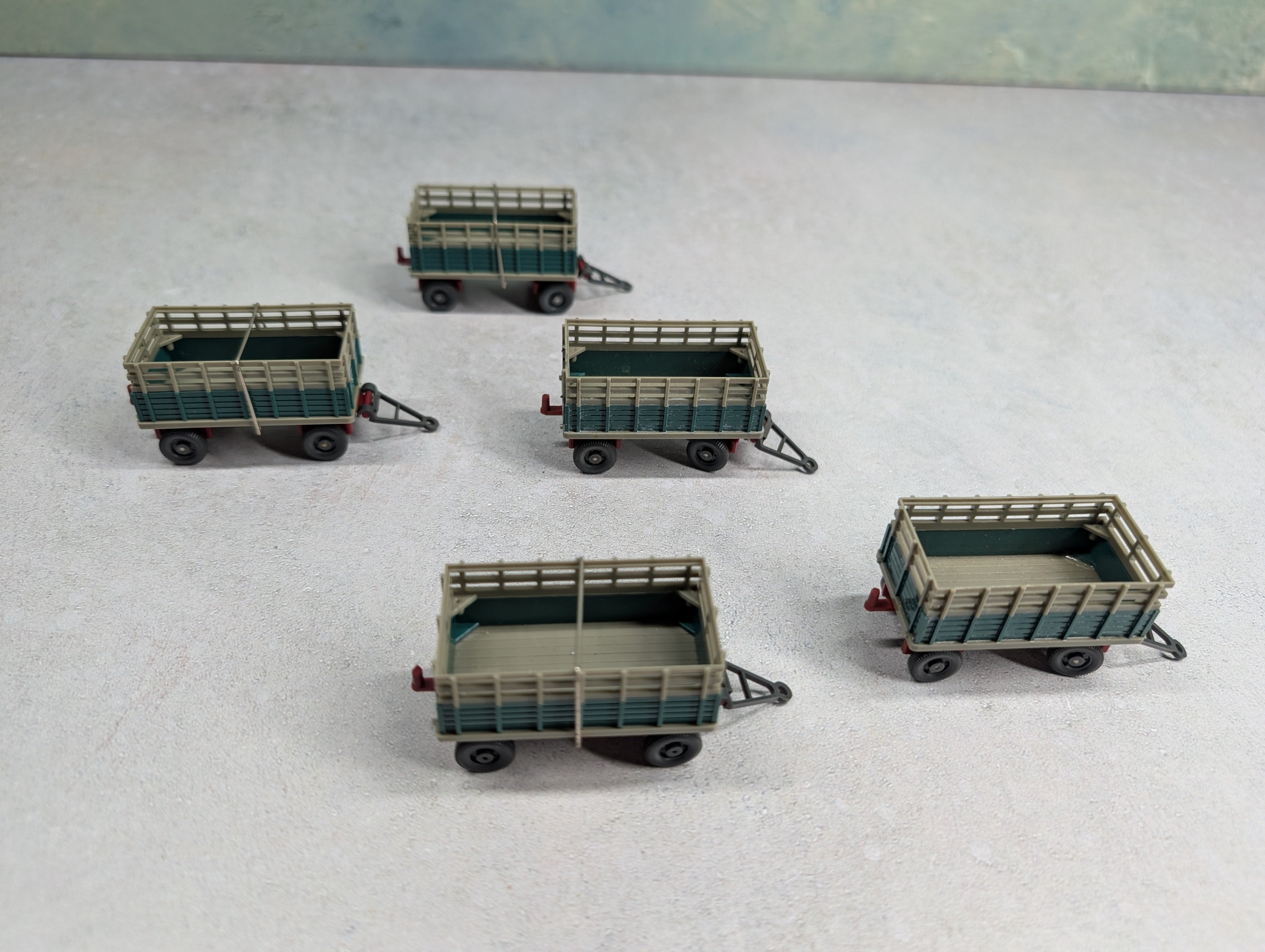 USED Wiking HO Scale Lot of High Sided Agricultural Trailers (5 pcs)