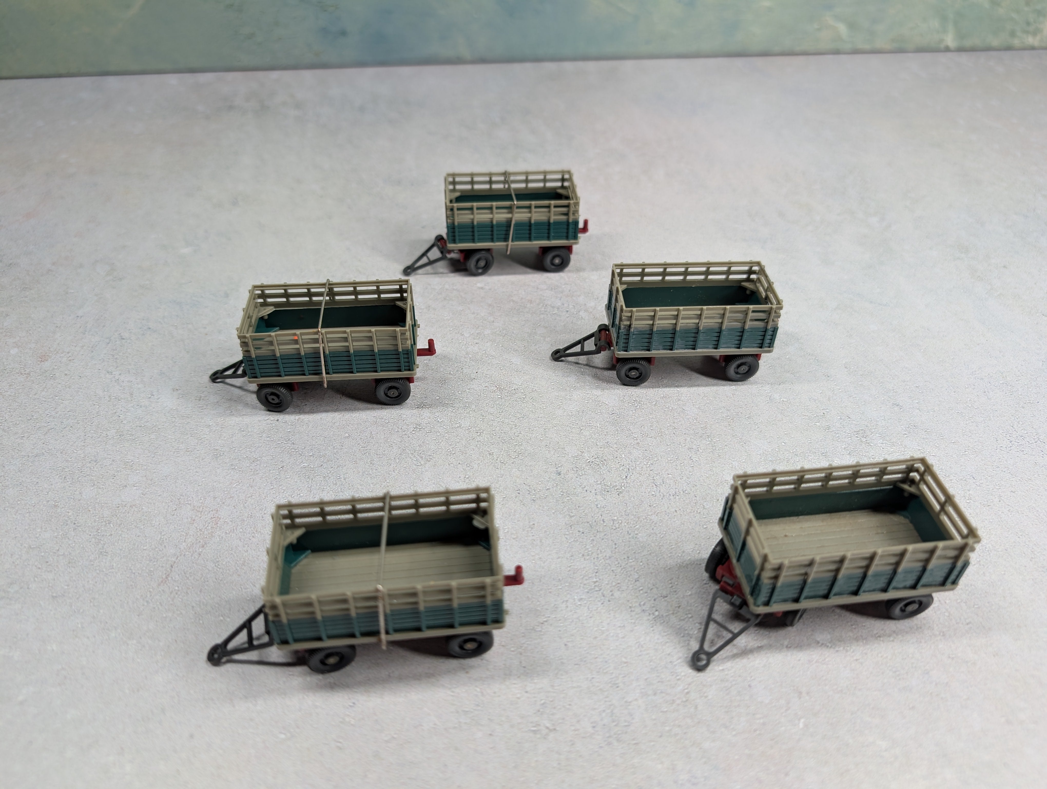 USED Wiking HO Scale Lot of High Sided Agricultural Trailers (5 pcs)