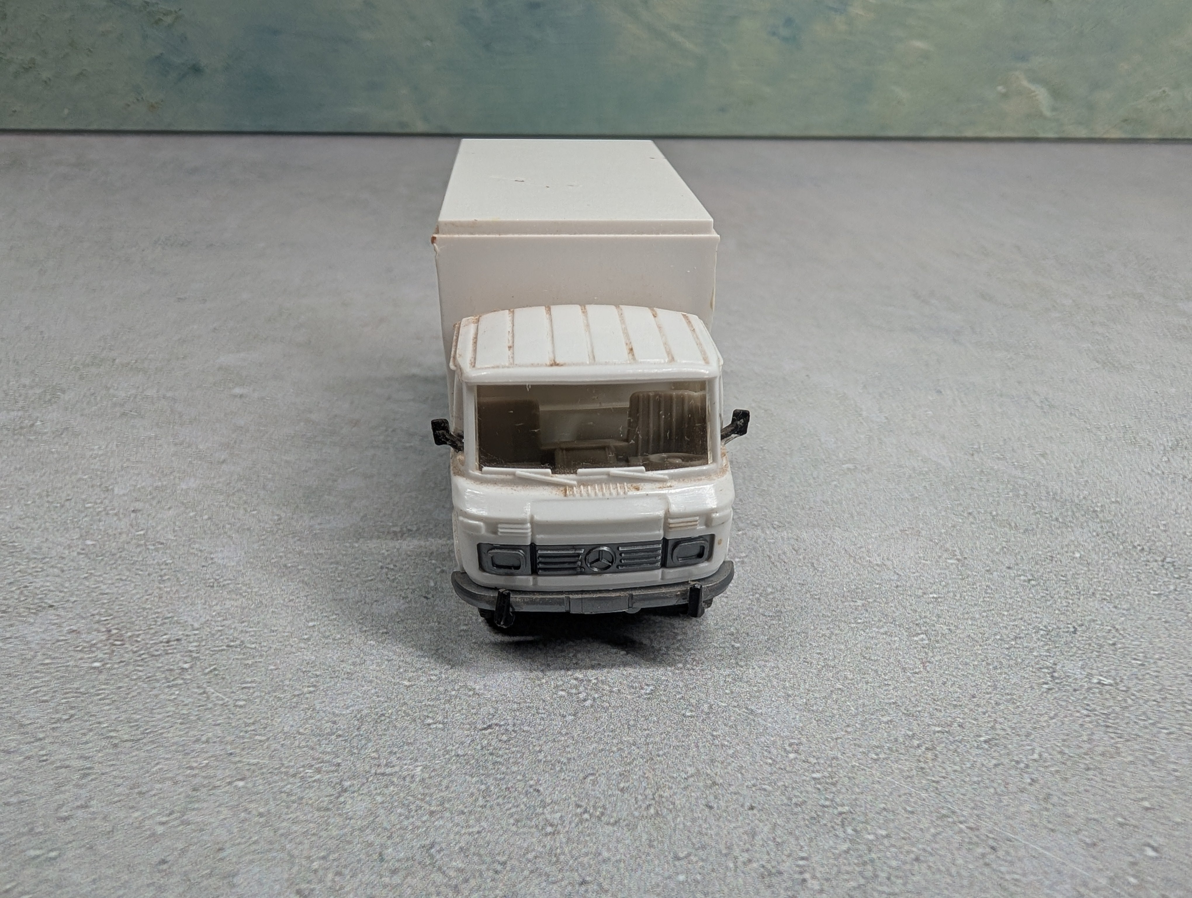 USED Wiking HO Scale White Mercedes US Mail Delievery Truck Decal