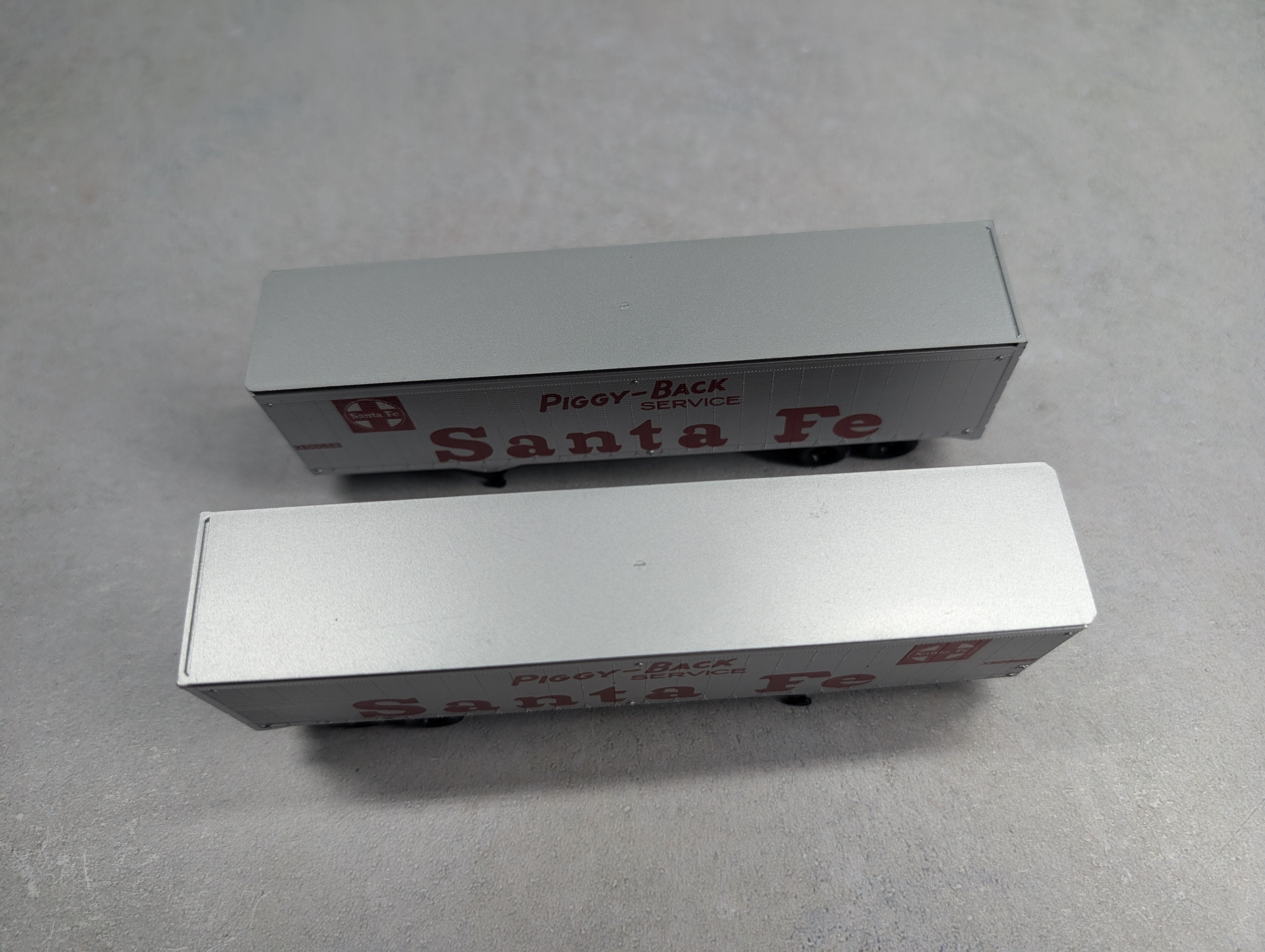 USED Athearn HO Scale 40' Trailers Santa Fe #X500623 (2 pcs)