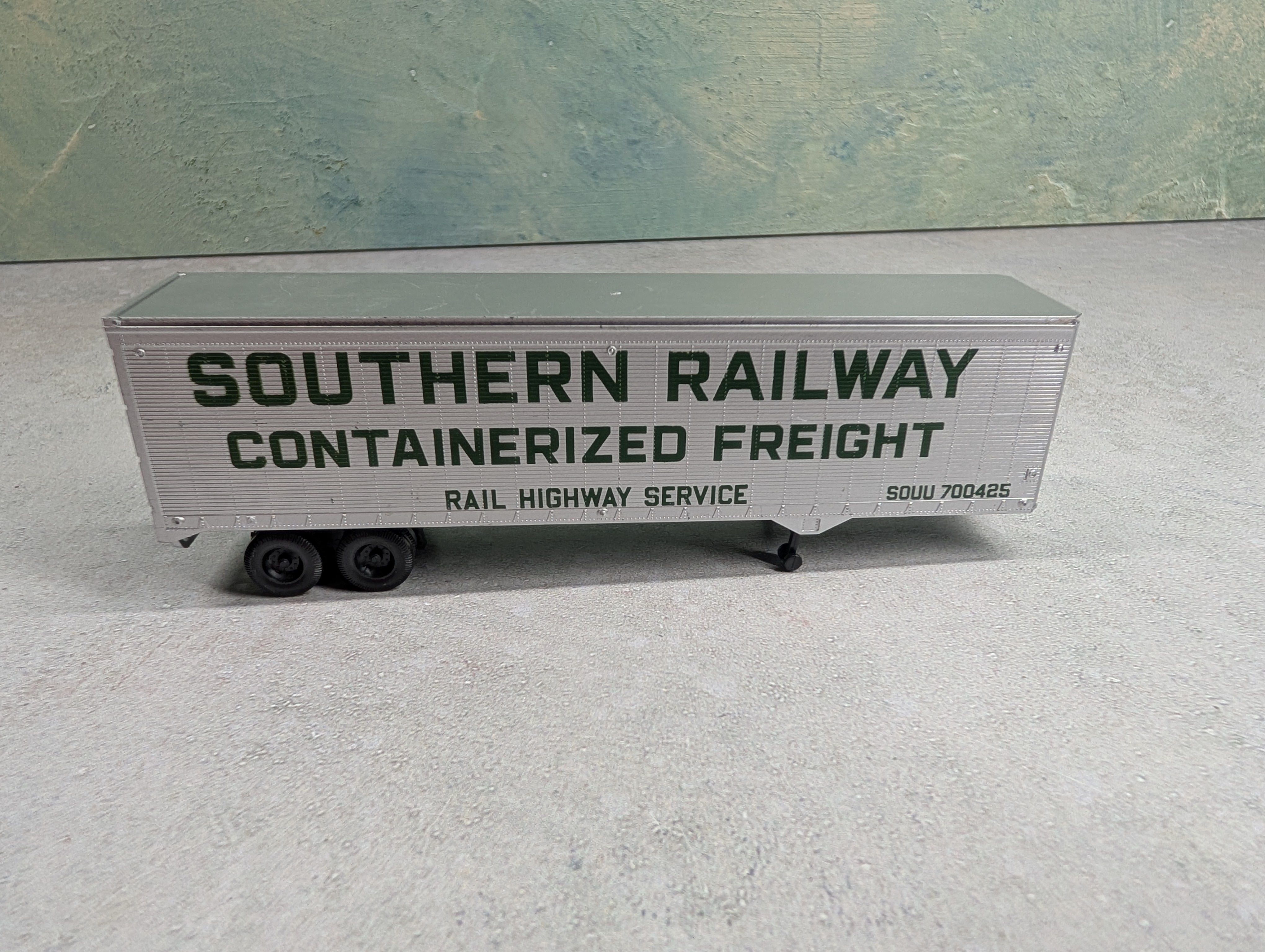 USED Athearn HO Scale 40' Trailer Southern SOUU #700425