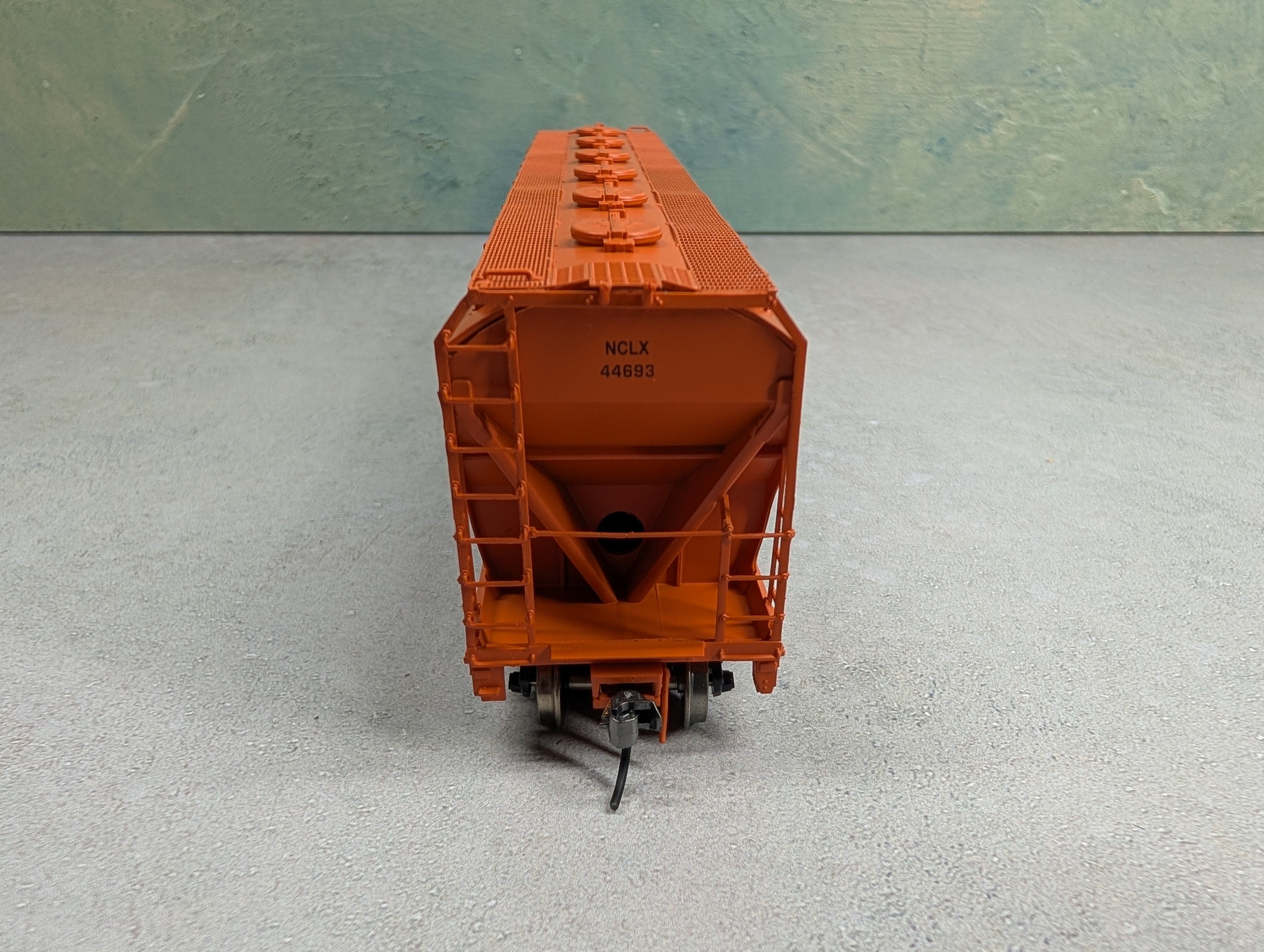 USED Intermountain 47020-13 HO Scale ACF 4650 Cu Ft 3 Bay Hopper Sclair NCLX #44693