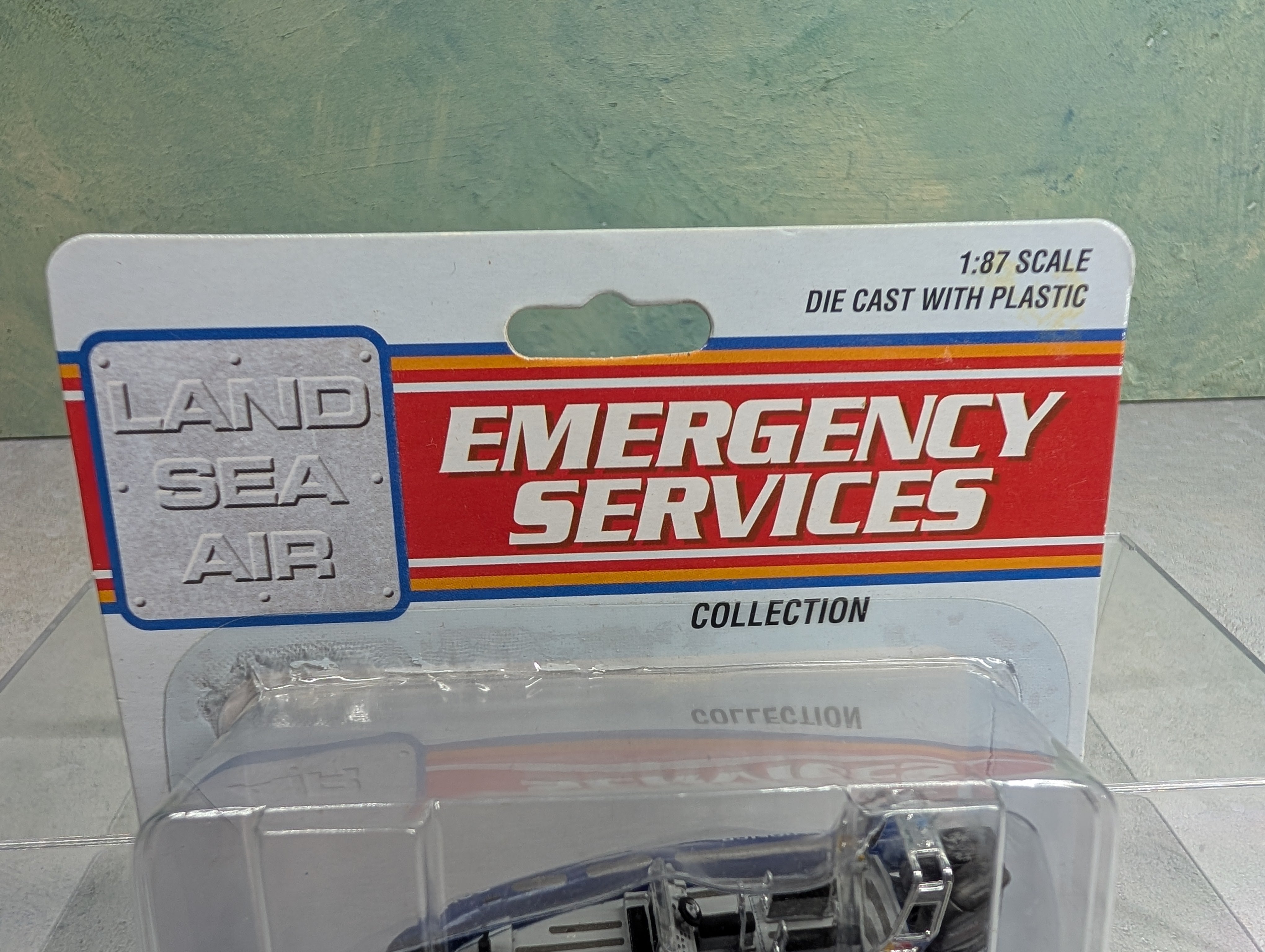 Boley 2070 HO Scale Emergency Services Police Boat w/ Trailer