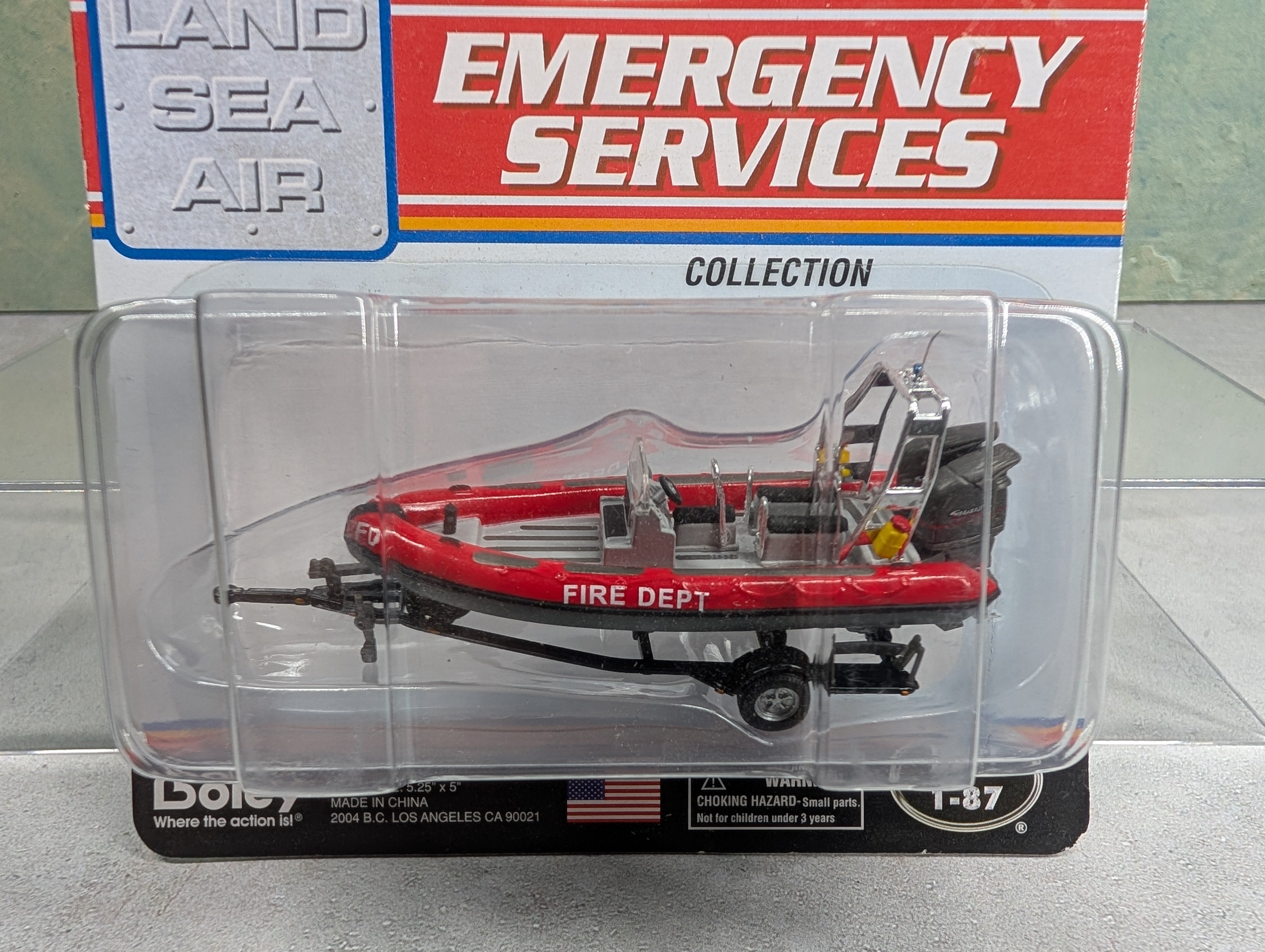 Boley 2071 HO Scale Emergency Services Fire Dept Boat w/ Trailer