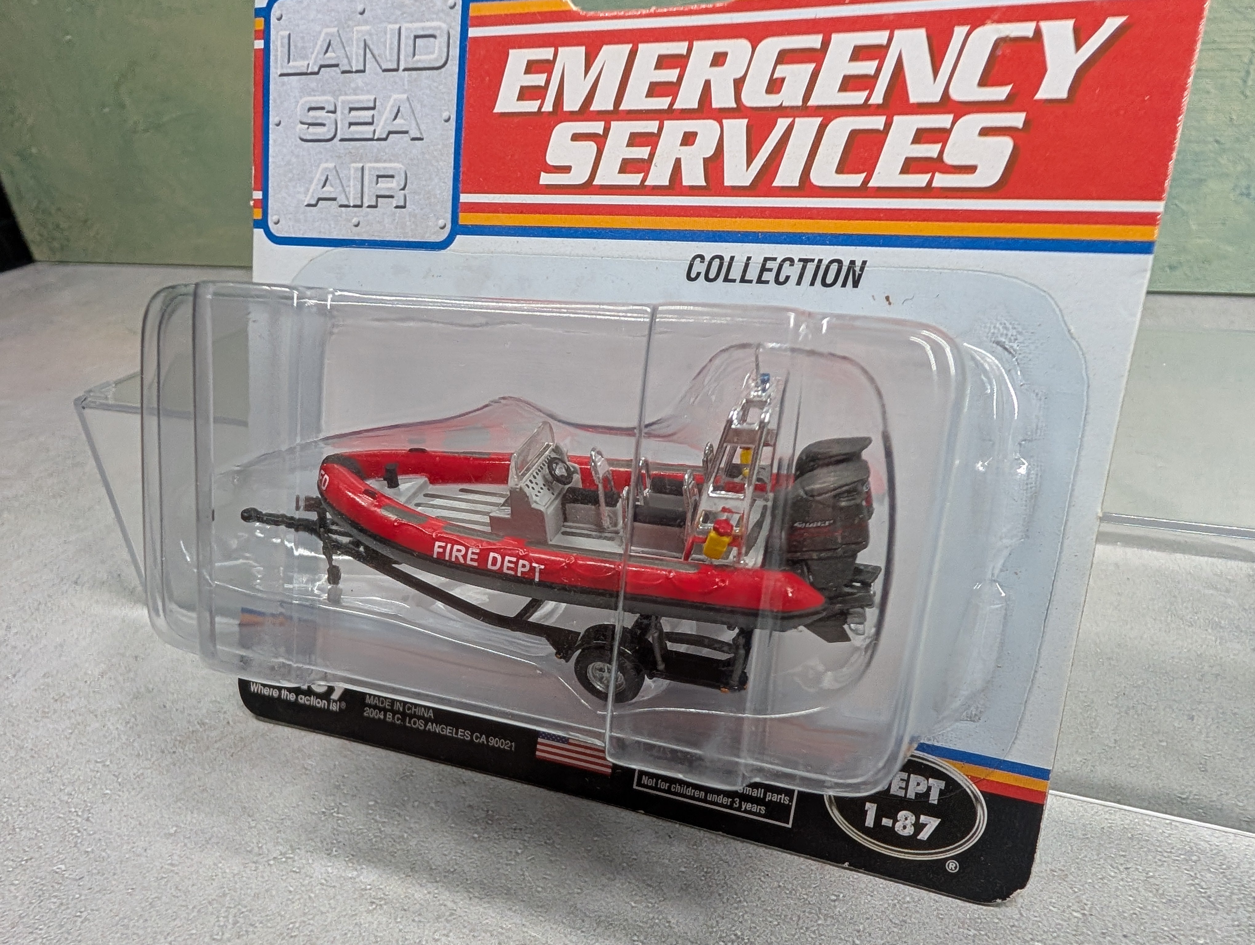 Boley 2071 HO Scale Emergency Services Fire Dept Boat w/ Trailer