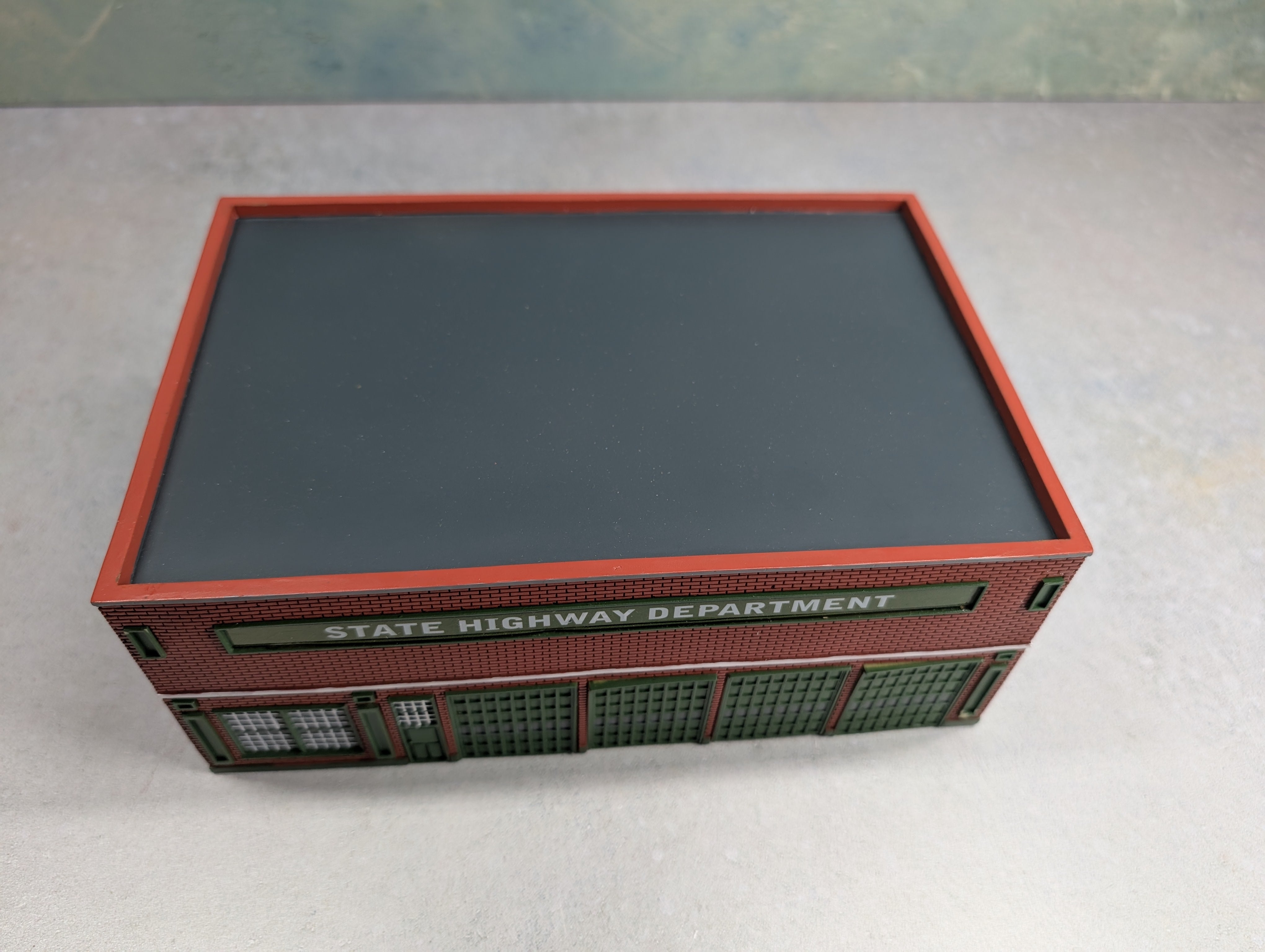 USED IMEX 6134 HO Scale Perma-Scene State Highway Department Resin