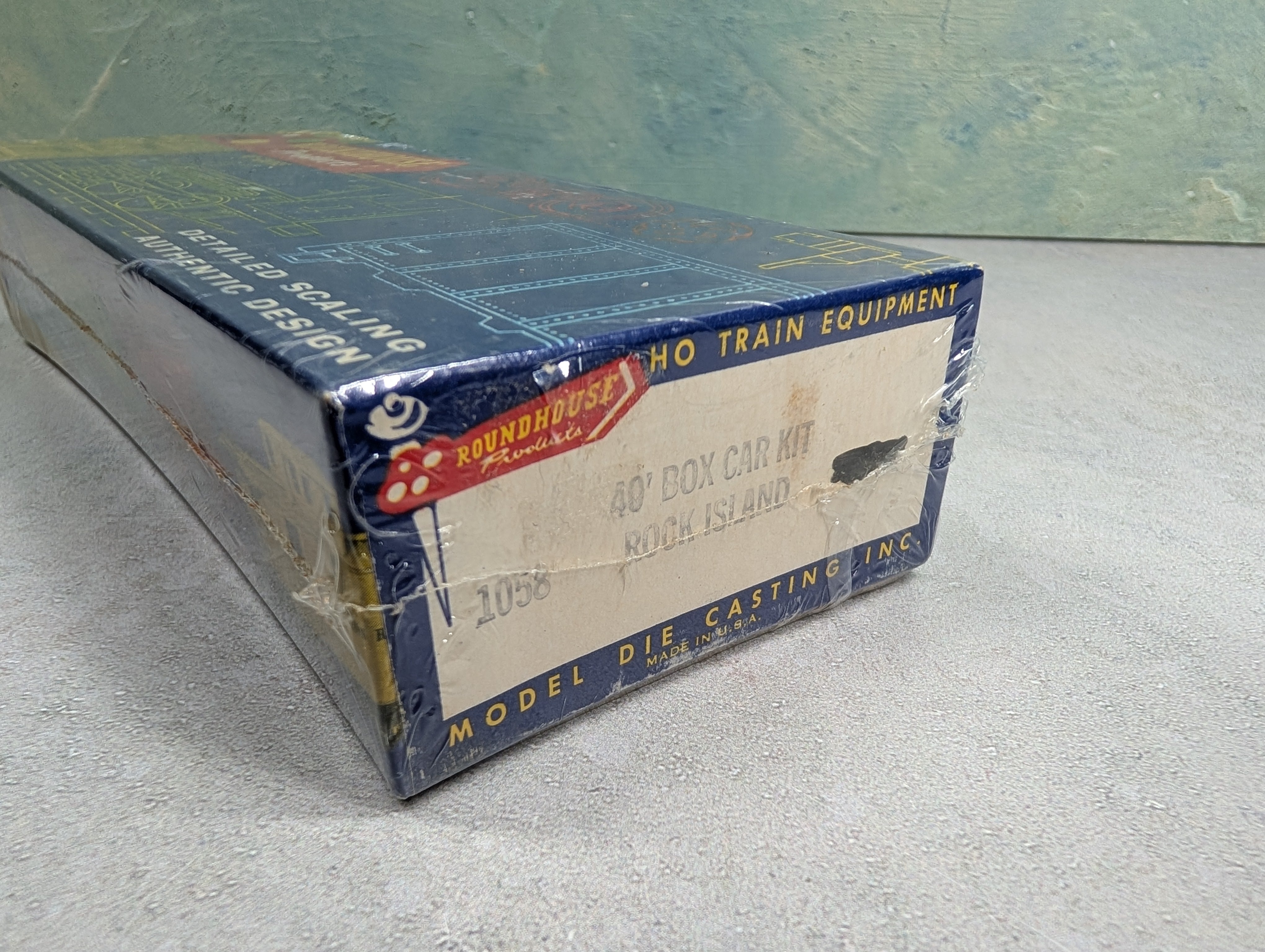 Roundhouse 1058 HO Scale 40' Box Car Rock Island RI #67789 Sealed KIT