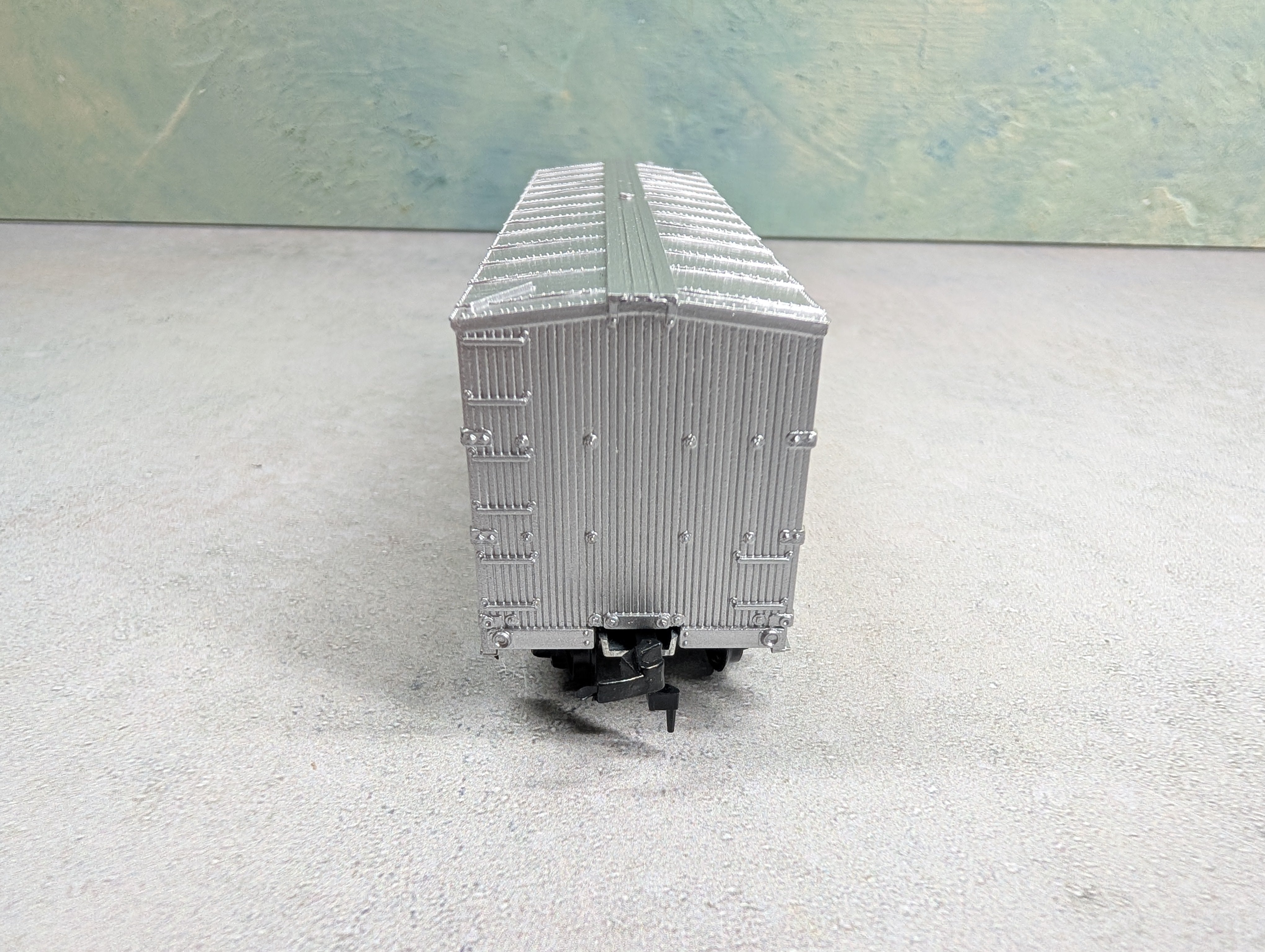 USED Roundhouse 3017 HO Scale 36' Fishbelly Box Car Rio Grande D&RGW #3489