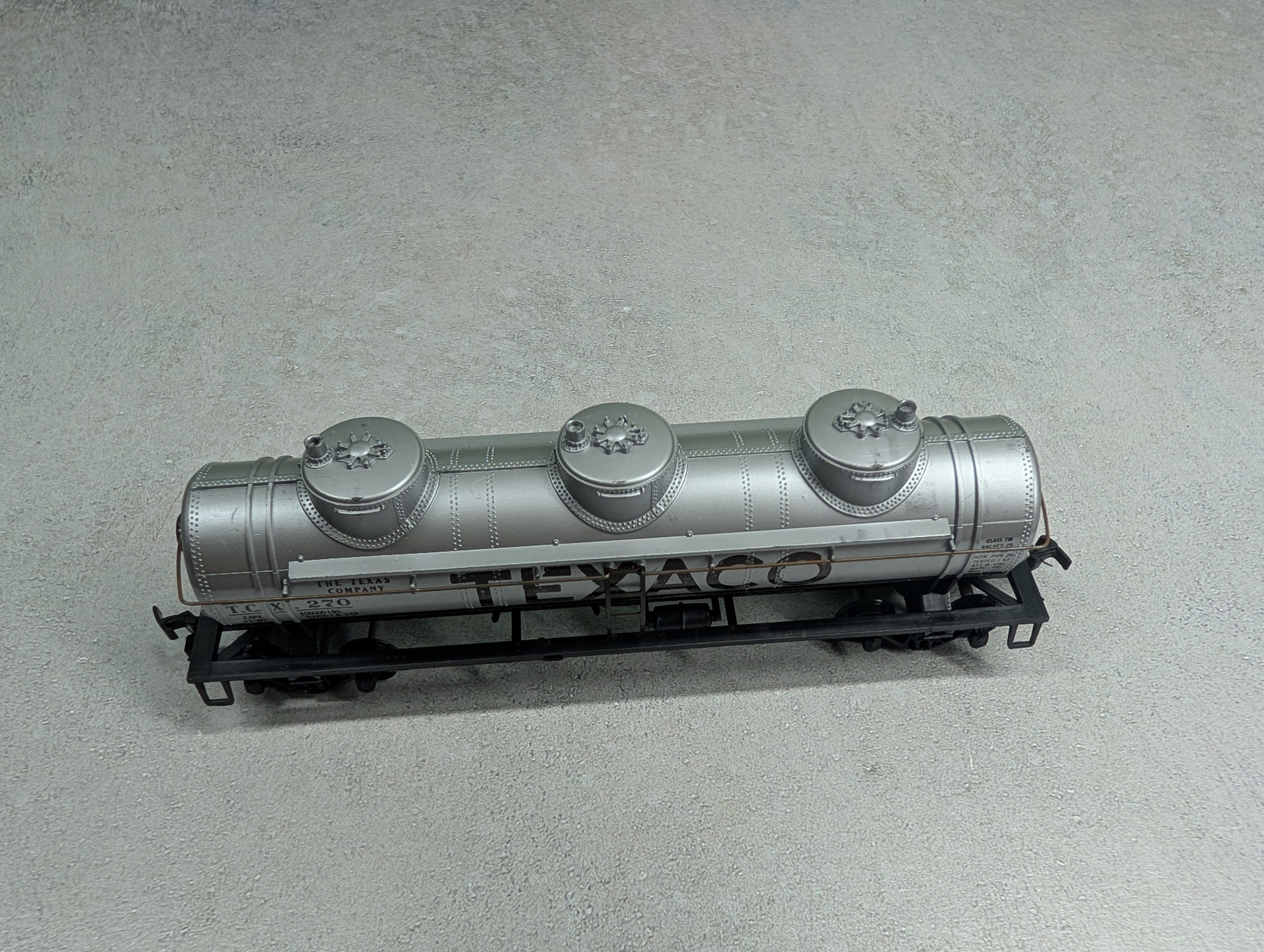 USED Athearn HO Scale Triple Dome Tank Car Texaco TCX #270