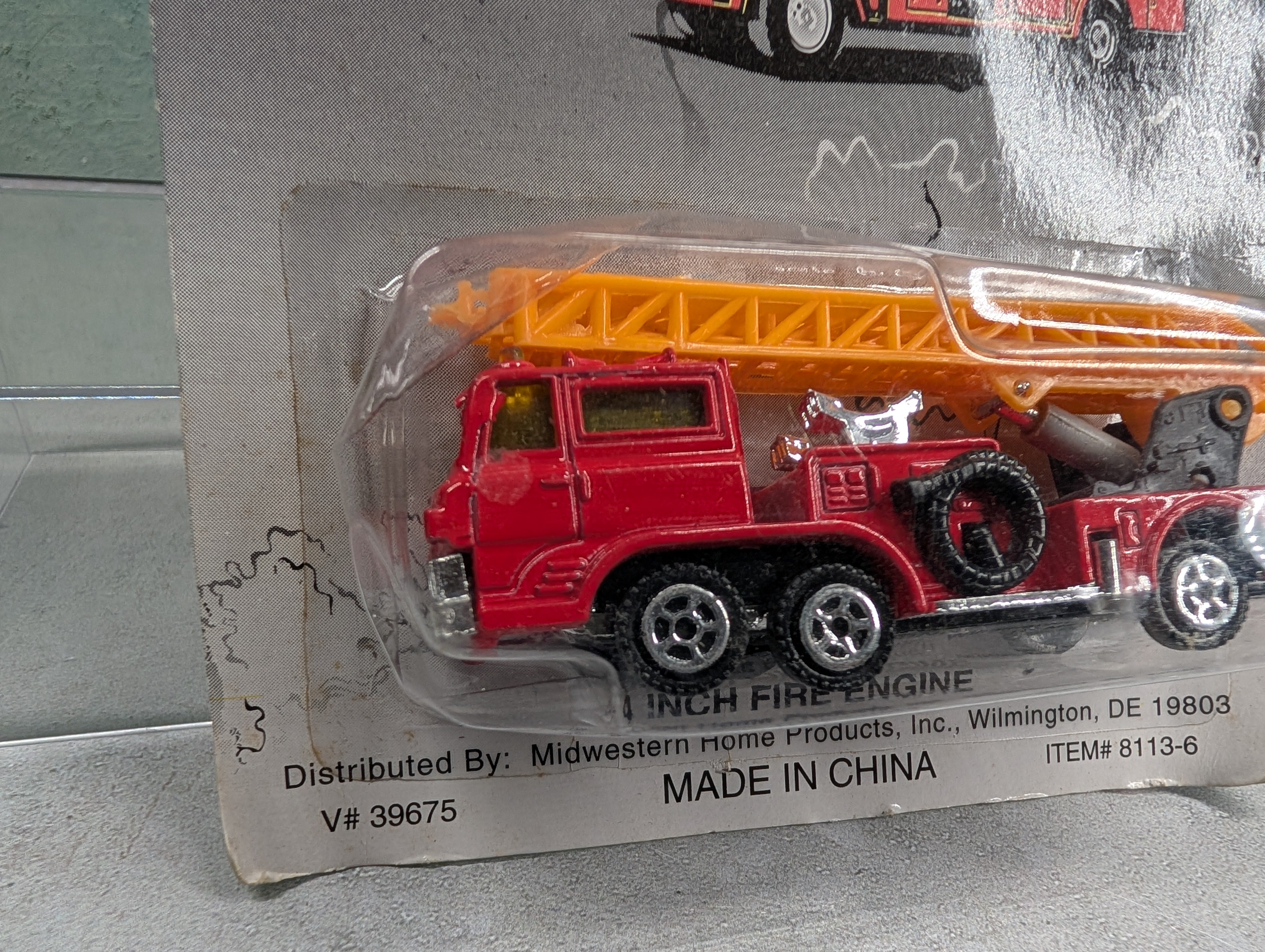 Midwestern Home Products Fire Engine w/ Orange Ladder