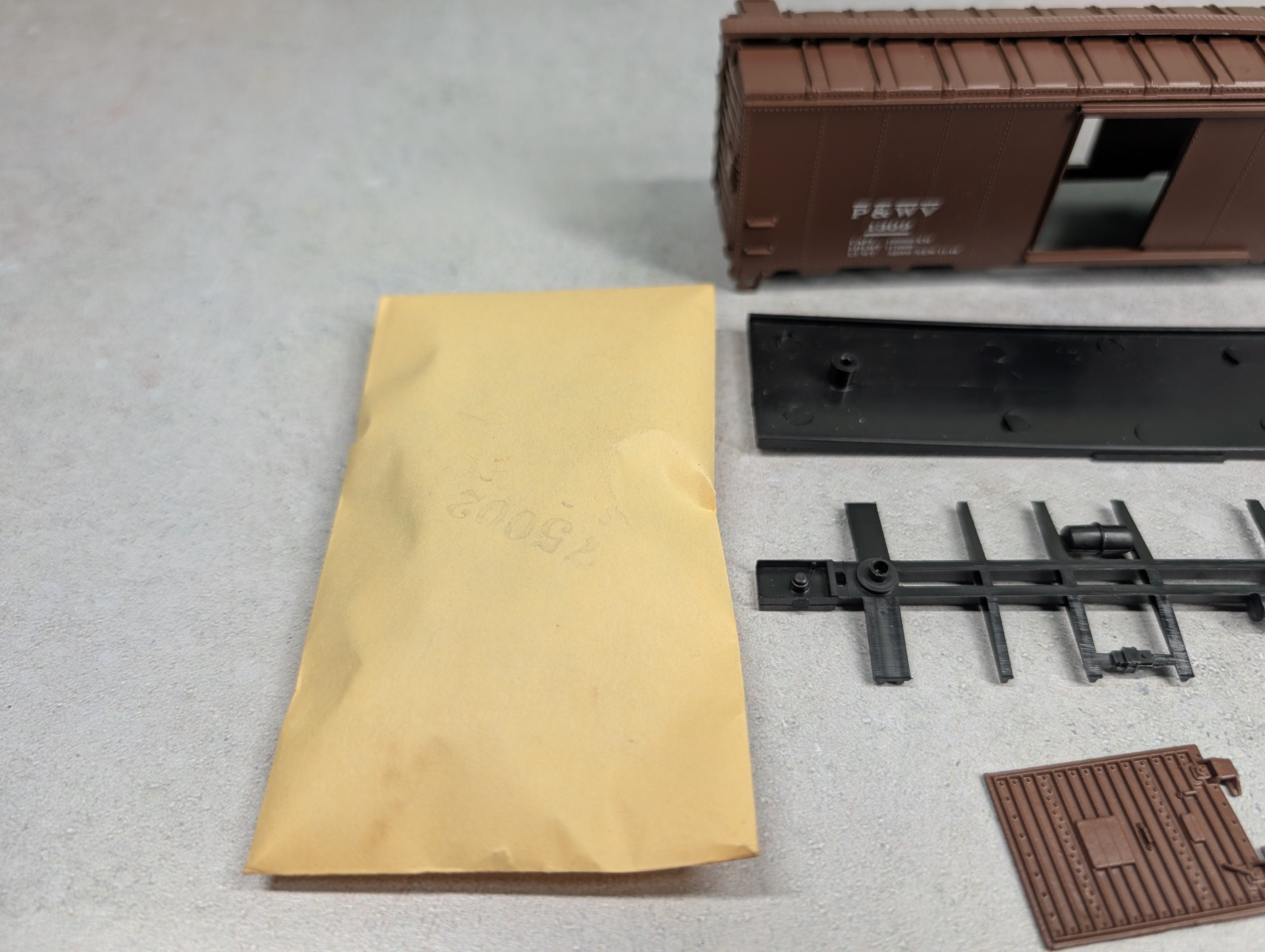 USED Athearn HO Scale 40' Box Car Pittsburgh & West Virginia P&WV #1309 Bev-Bel KIT