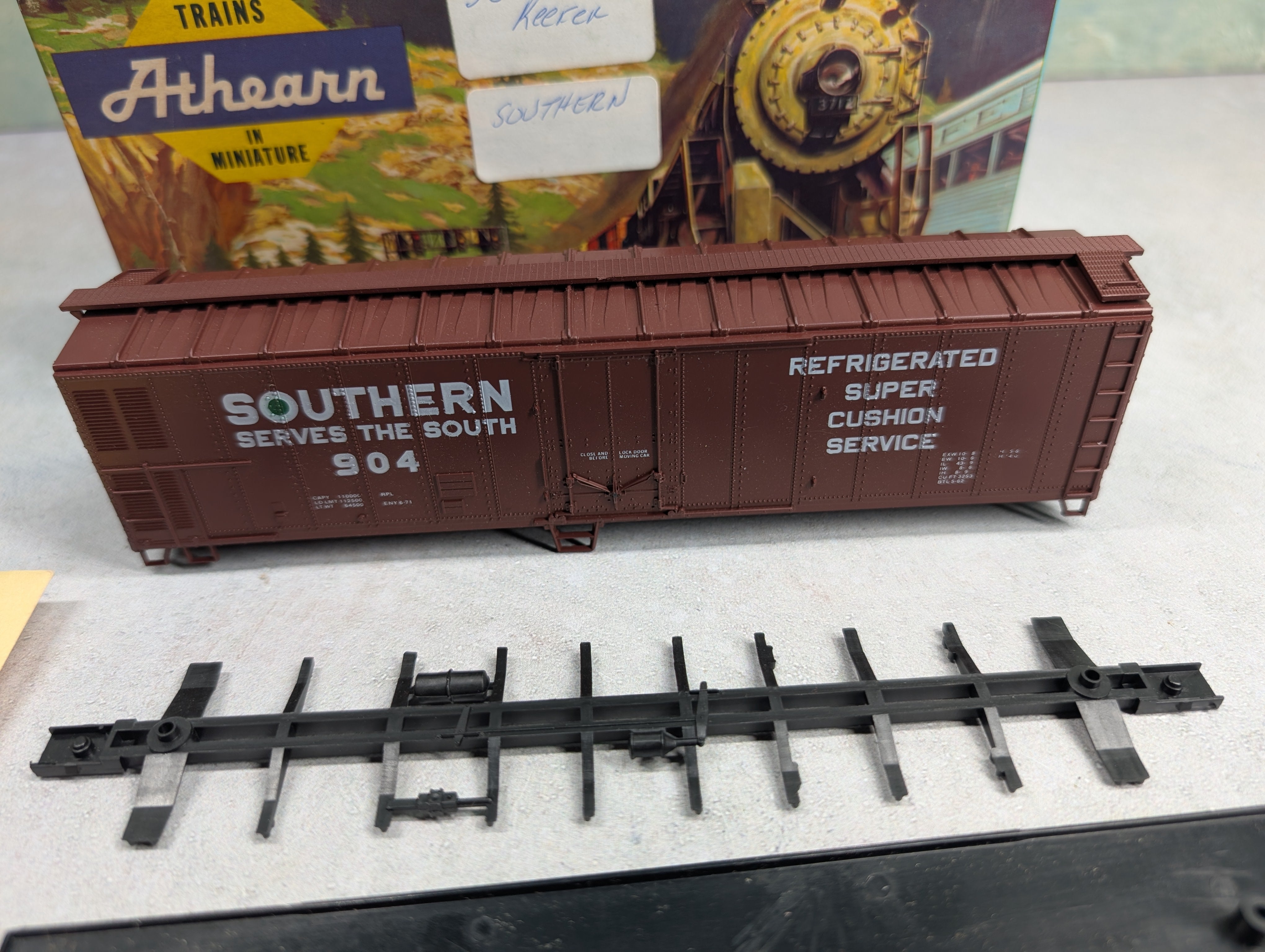 USED Athearn HO Scale 50' Mech Reefer Box Car Southern #904 Bev-Bel KIT